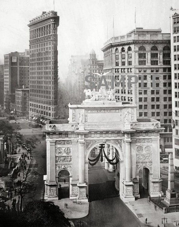 1919  NEW YORK Victory Arch and Flatiron Building  8.5x11 Photo