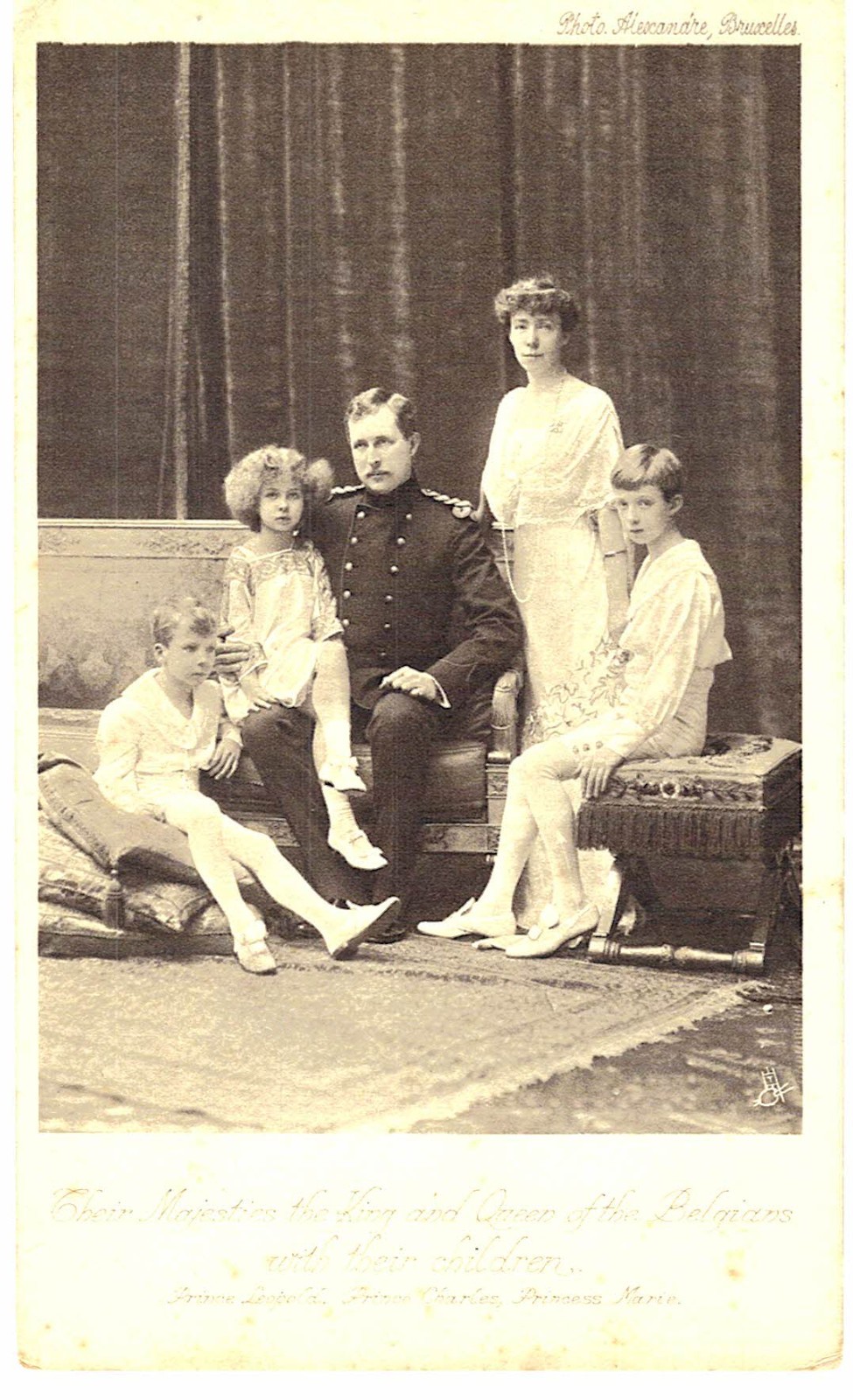 OLD POSTCARD KING ALBERT QUEEN ELIZABETH BELGIUM CHILDREN LEOPOLD CHARLES MARIE OLD POSTCARD KING ALBERT QUEEN ELIZABETH BELGIUM CHILDREN LEOPOLD CHARLES MARIE