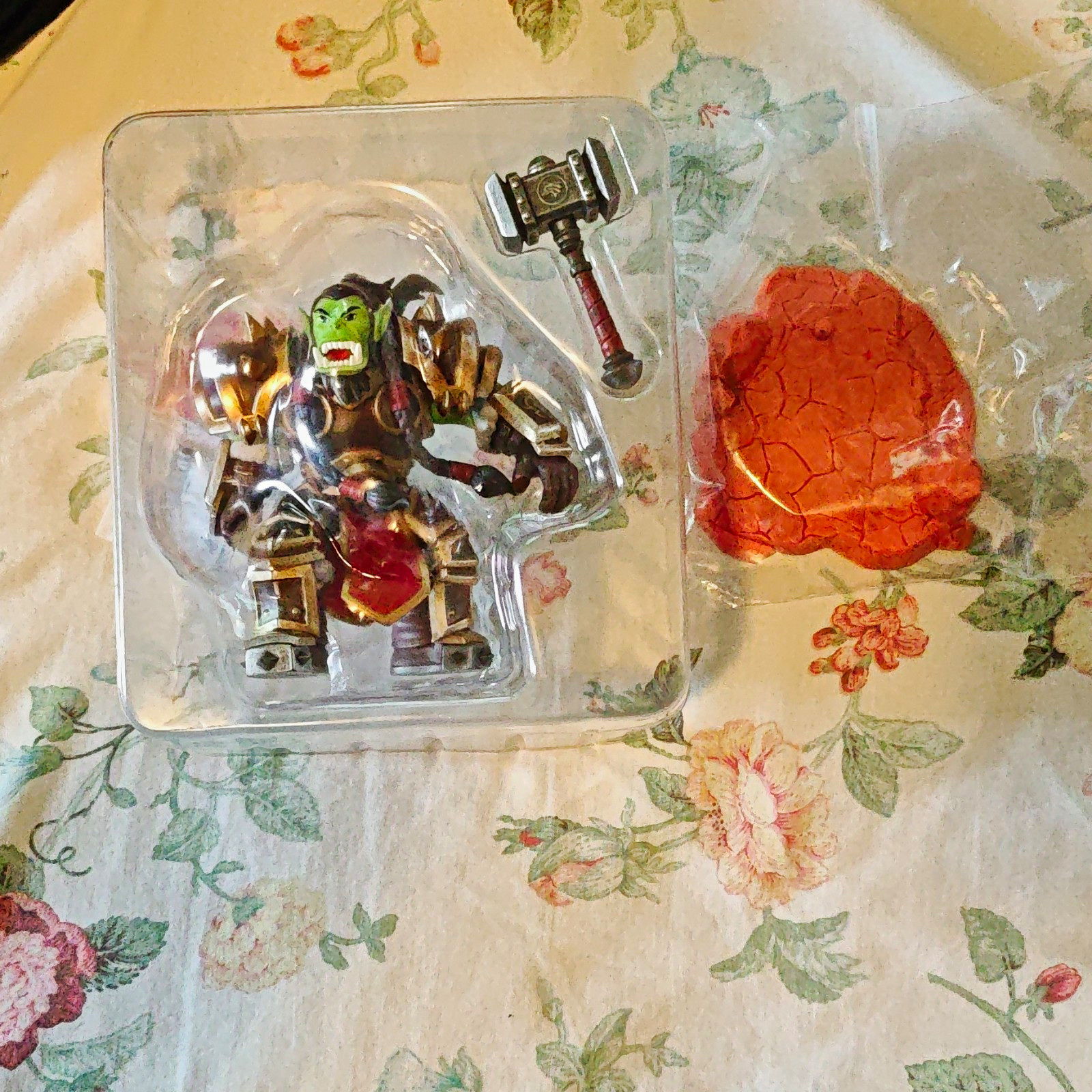 POP MART World of Warcraft Collectible Character Series Thrall