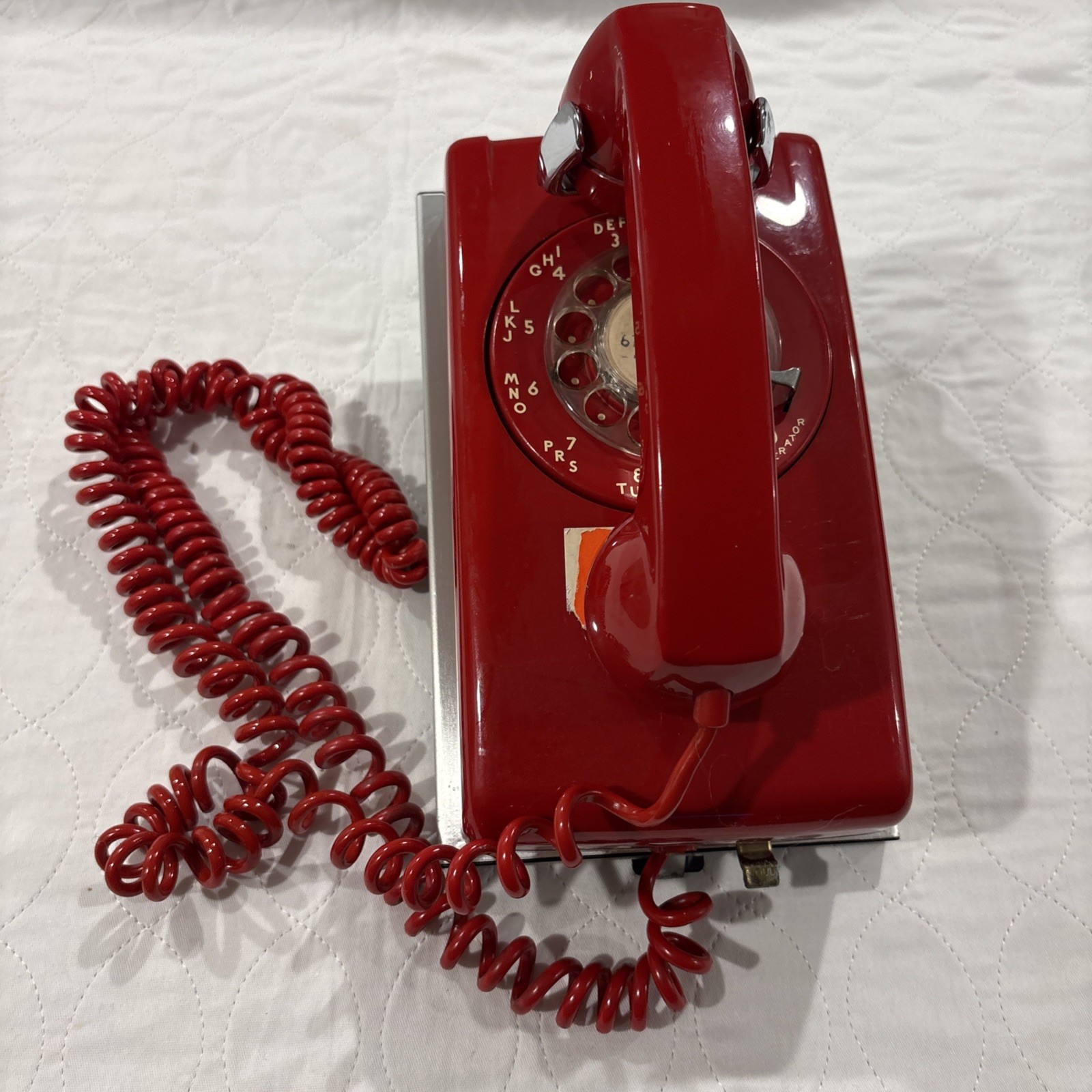 VINTAGE 70's ~ Bright Red~ ITT ~ Retro Rotary Wall Landline Telephone ~ Used VINTAGE 70's ~ Bright Red~ ITT ~ Retro Rotary Wall Landline Telephone ~ Used