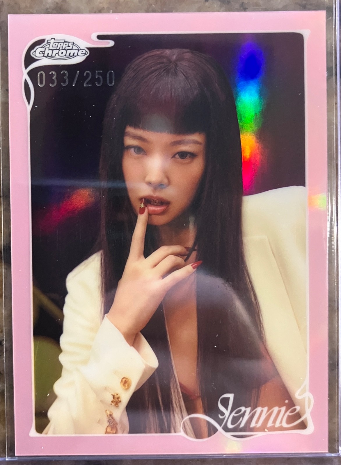 2026 Topps Chrome x Jennie - /250 Pink Refractor #7