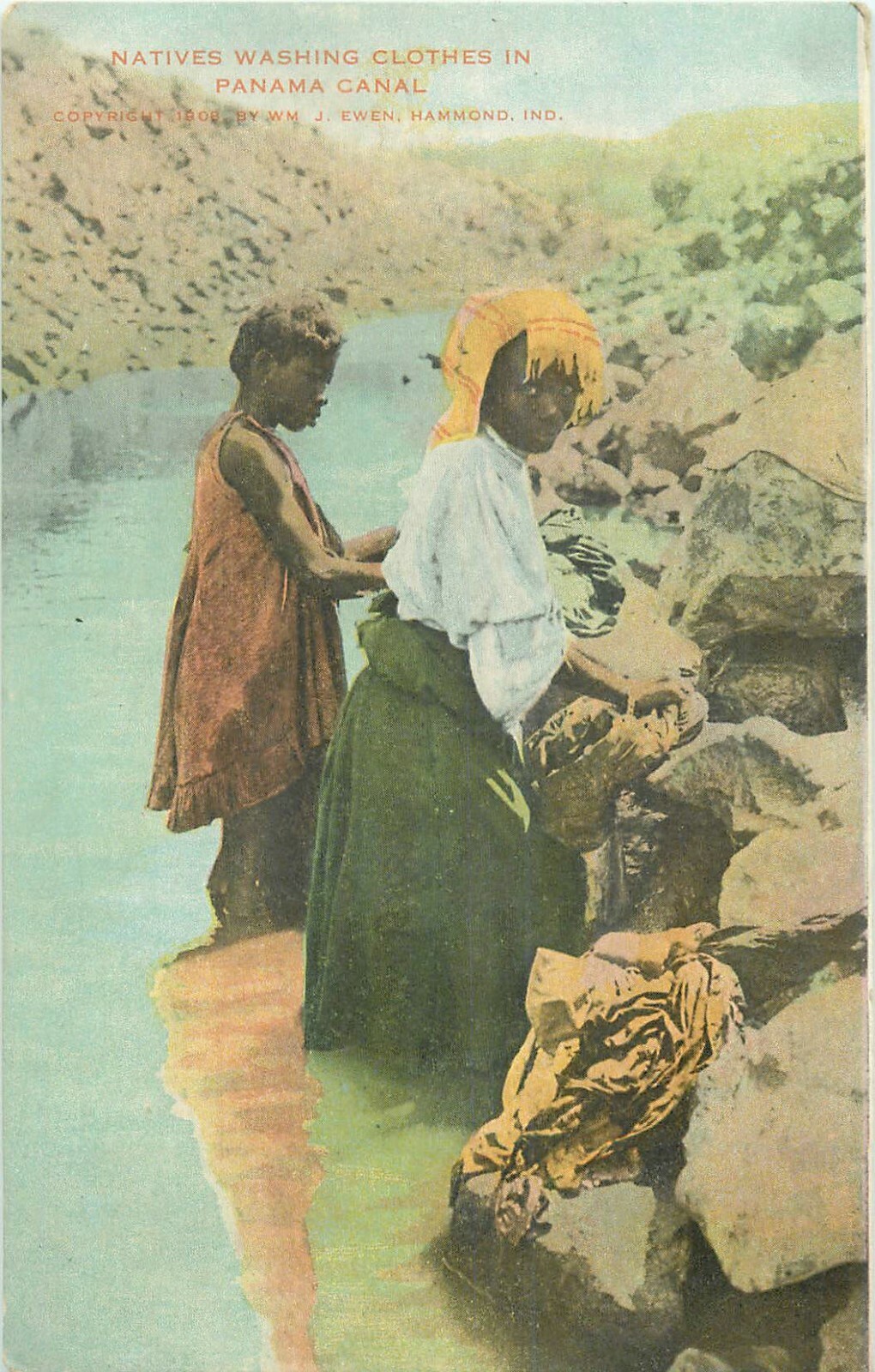 PANAMA CANAL NATIVES WASHING CLOTHES IN CANAL 1909 POSTCARD