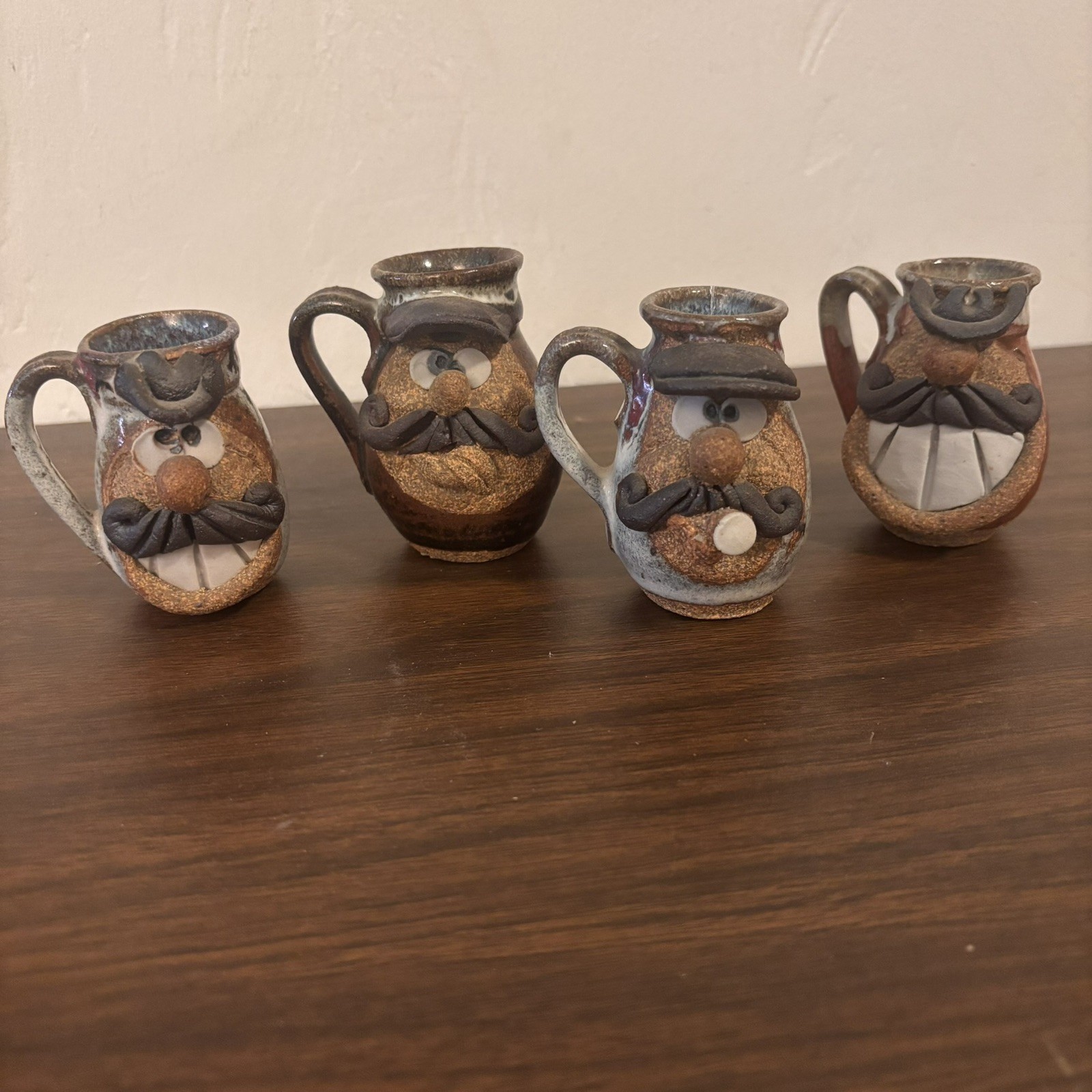RARE Vintage Lot of 4 Robert Eakin Pottery Funny Face Mini Mugs Miniature