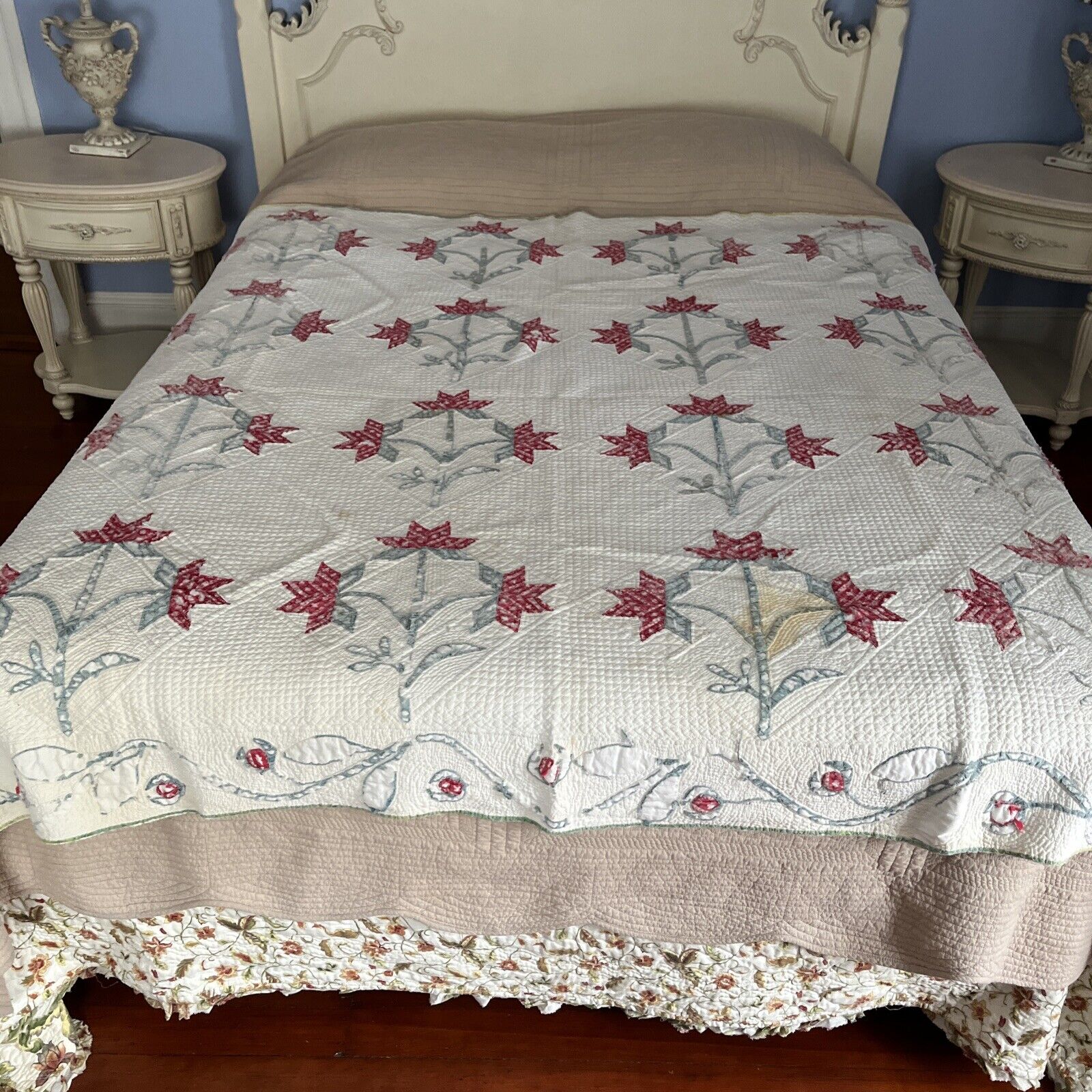 Vintage Quilt Handmade Floral Off White Red Green Soft 81x68 Quilted