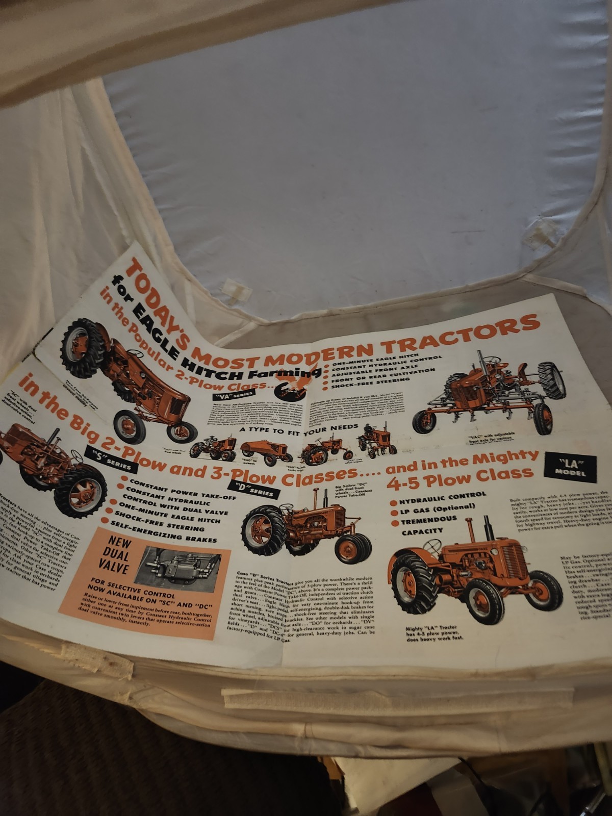 Original J.I. Case Eagle Hitch Farming 1953 Tractor sales brochure Racine WI 