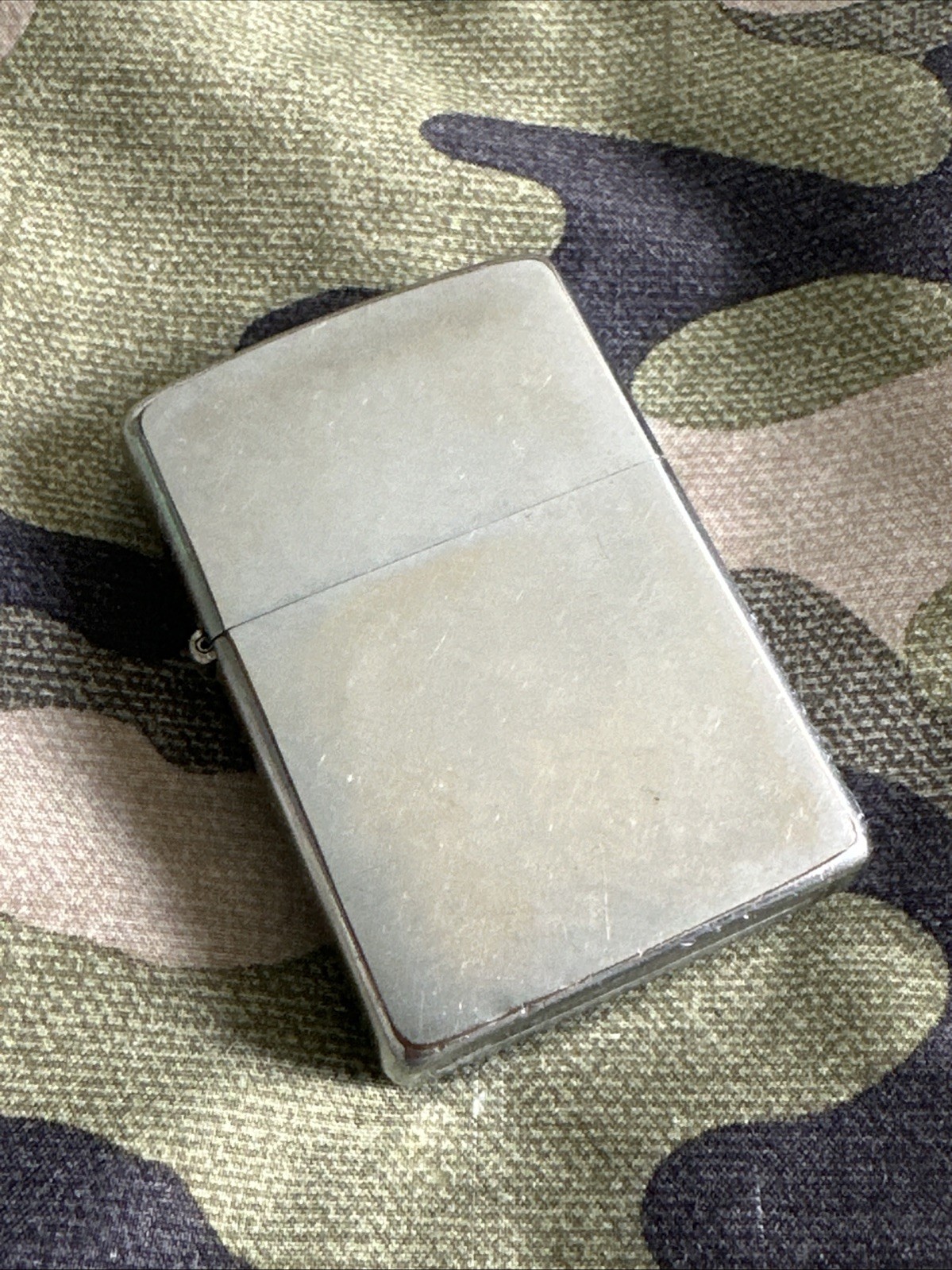 1979 Classic Vintage Zippo Lighter - Brushed Chrome Finish 1979 Classic Vintage Zippo Lighter - Brushed Chrome Finish