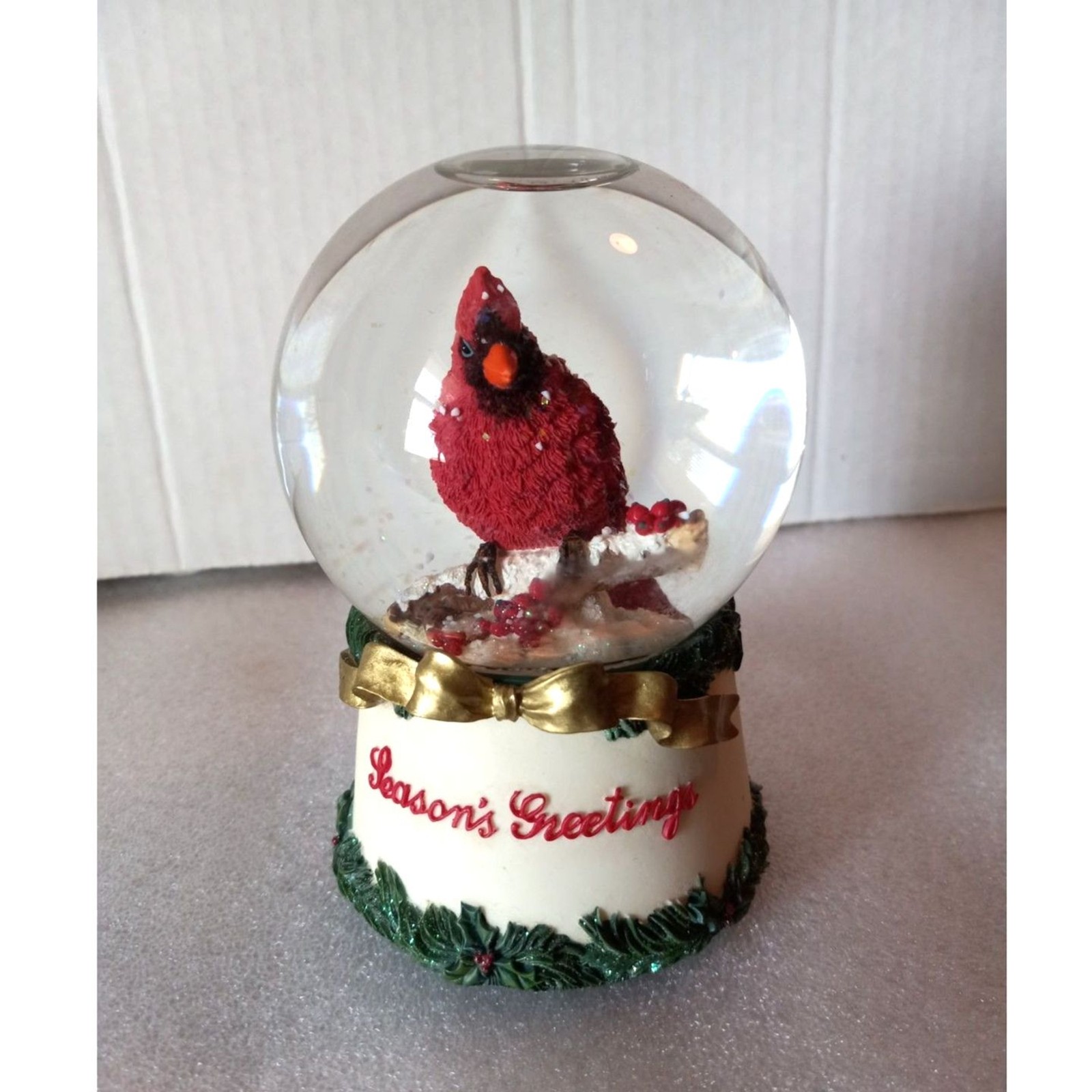 Vintage 2001 Roman, Inc. Musical Christmas Snow Globe Cardinal PLAYS GREAT Vintage 2001 Roman, Inc. Musical Christmas Snow Globe Cardinal PLAYS GREAT