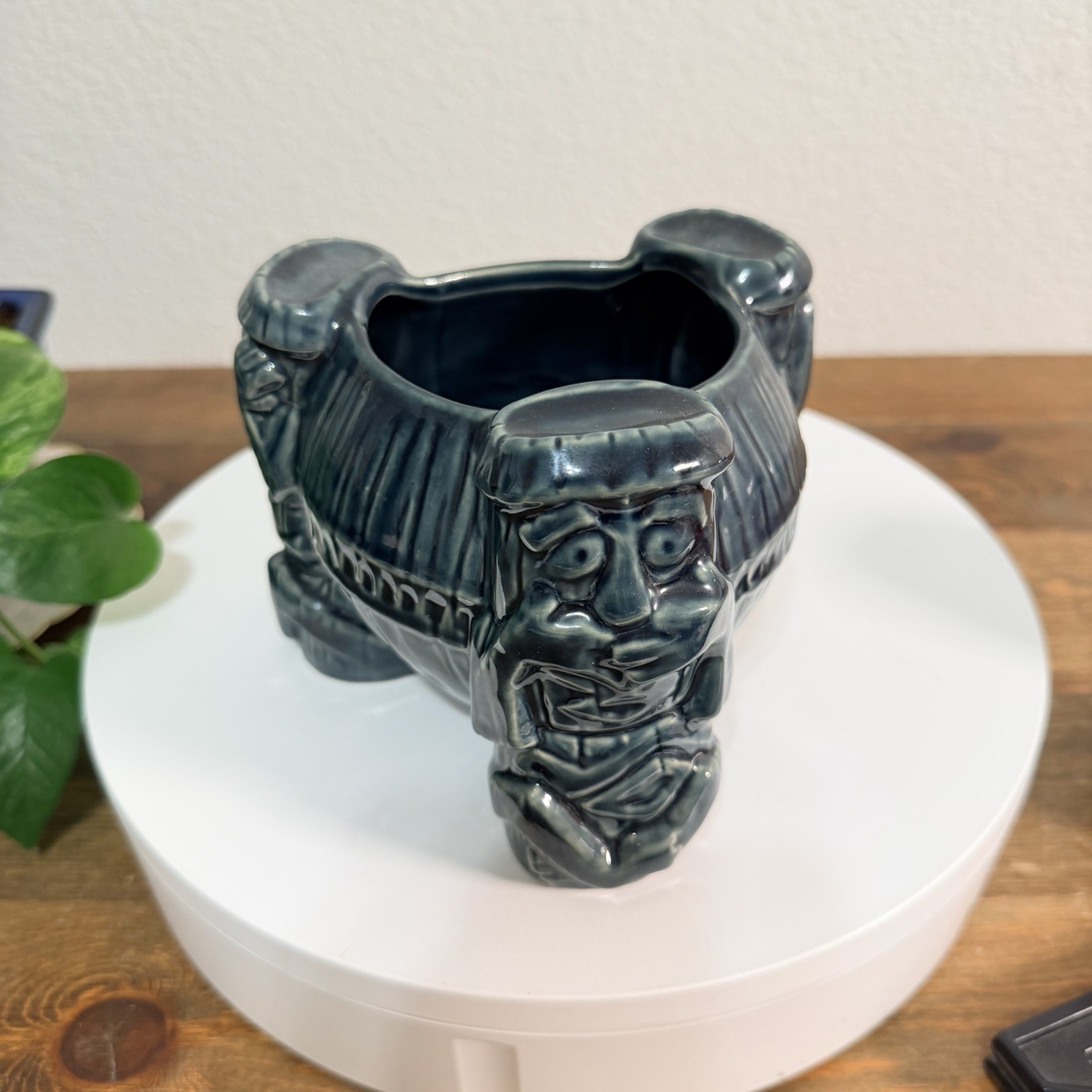 Disney Polynesian Trader Sam’s Grog Grotto 3rd Edition Tiki Bowl Uh-Oa Green