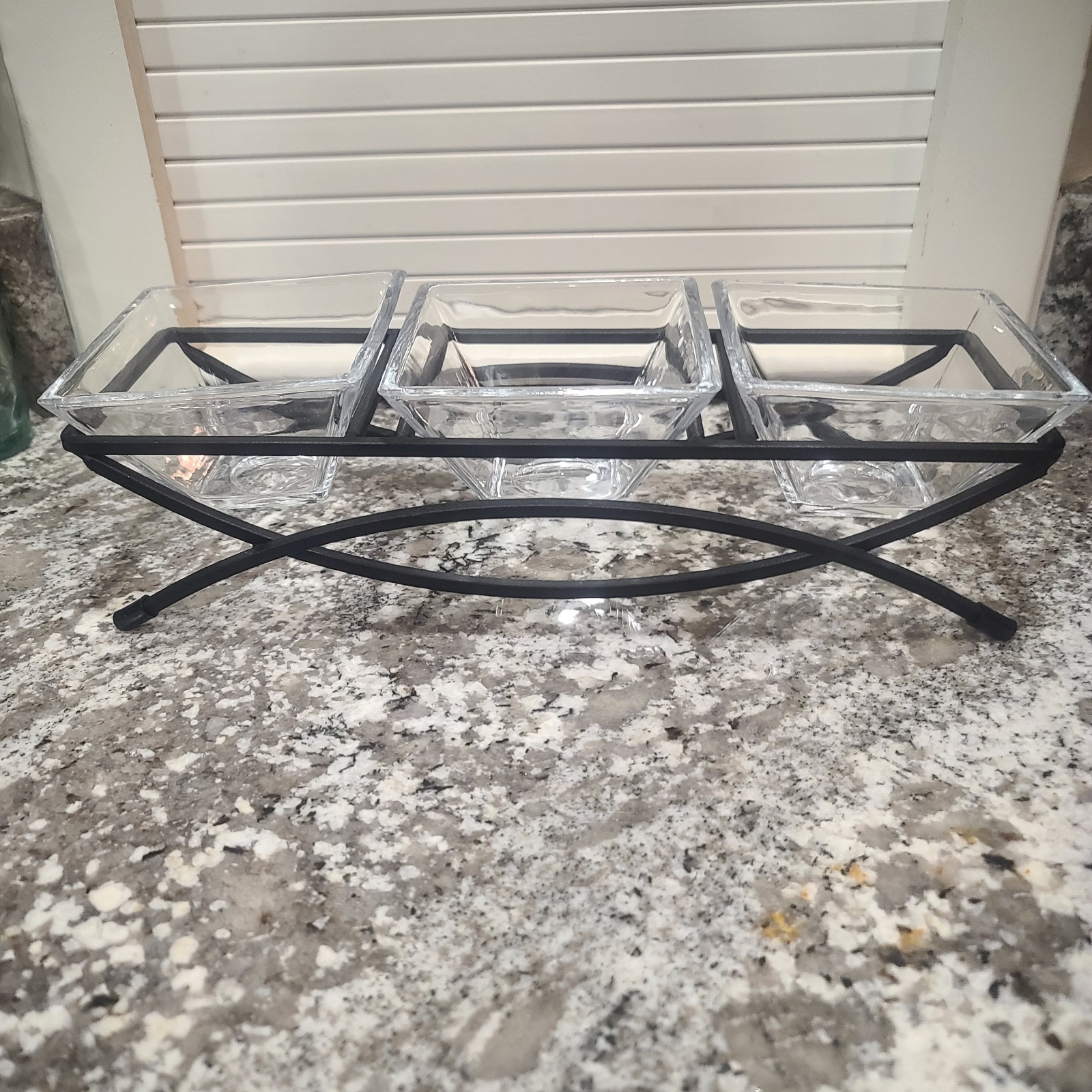 3 Bowl Vintage Serving Dish - Relish/Appetizer Set Glass & Metal Party Essential 3 Bowl Vintage Serving Dish - Relish/Appetizer Set Glass & Metal Party Essential