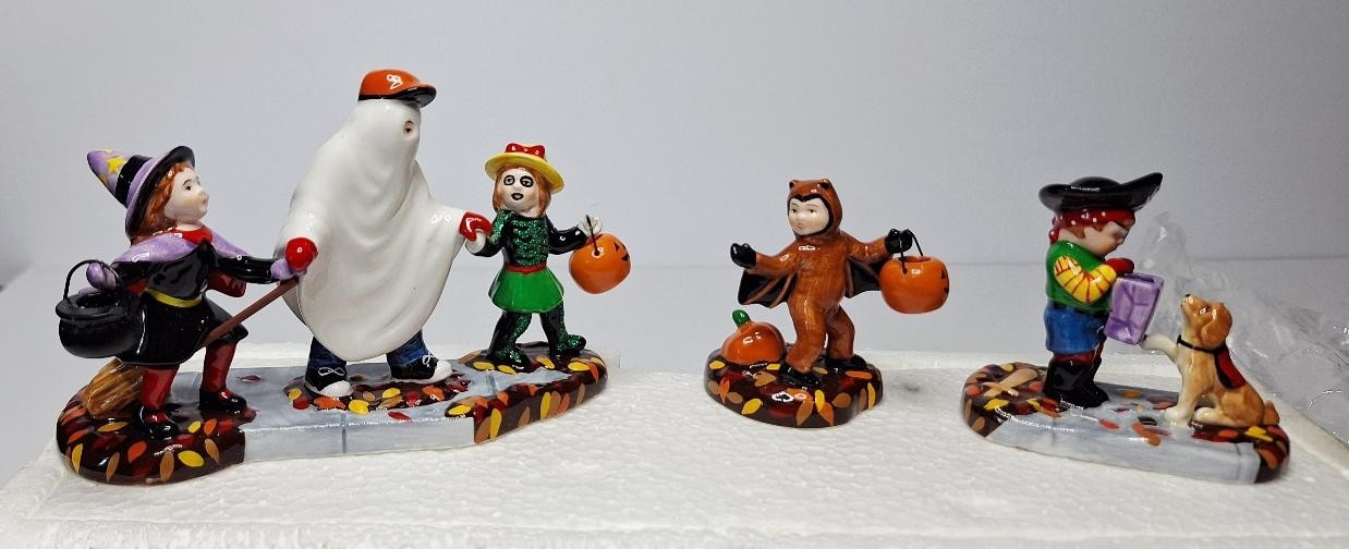 Dept 56 Original Snow Village Halloween Trick or Treat Kids Set of Three