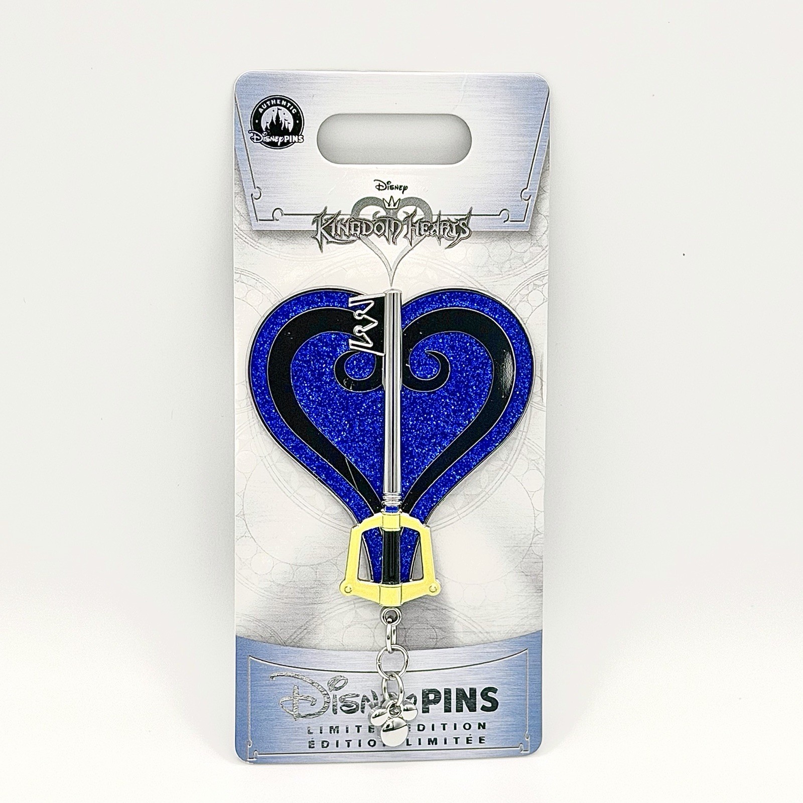 *MARK ON PIN* Sora Kingdom Hearts Key Keyblade January 1/12 Disney Parks LE 4000