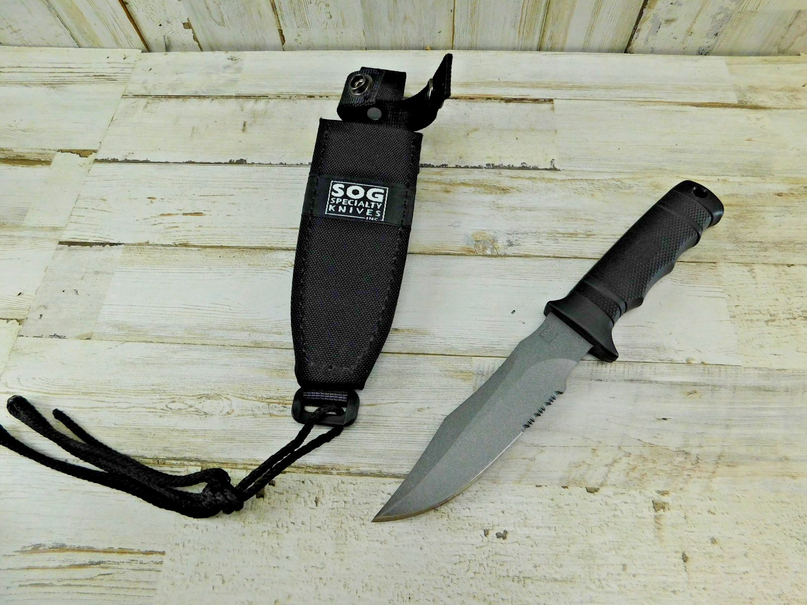 Sog Seal Pup Fixed Blade Knife Seki Japan with Belt Sheath Hunting Camping