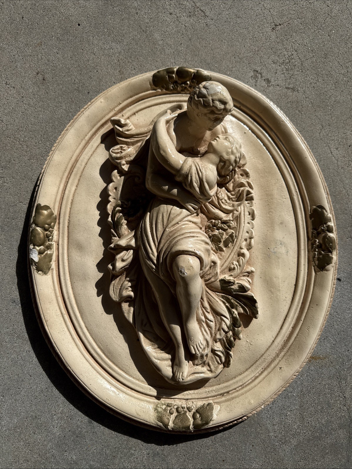 Vintage Mid-Century Romantic Lovers Chalkware Plaster 3D Bas-Relief Wall Plaque