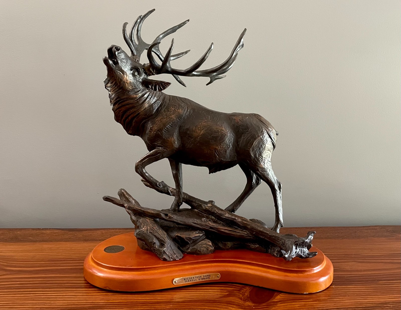 30th Anniv. NWTF Terrel O'Brien Wilderness Song Bull Elk Antlers Wildlife Statue