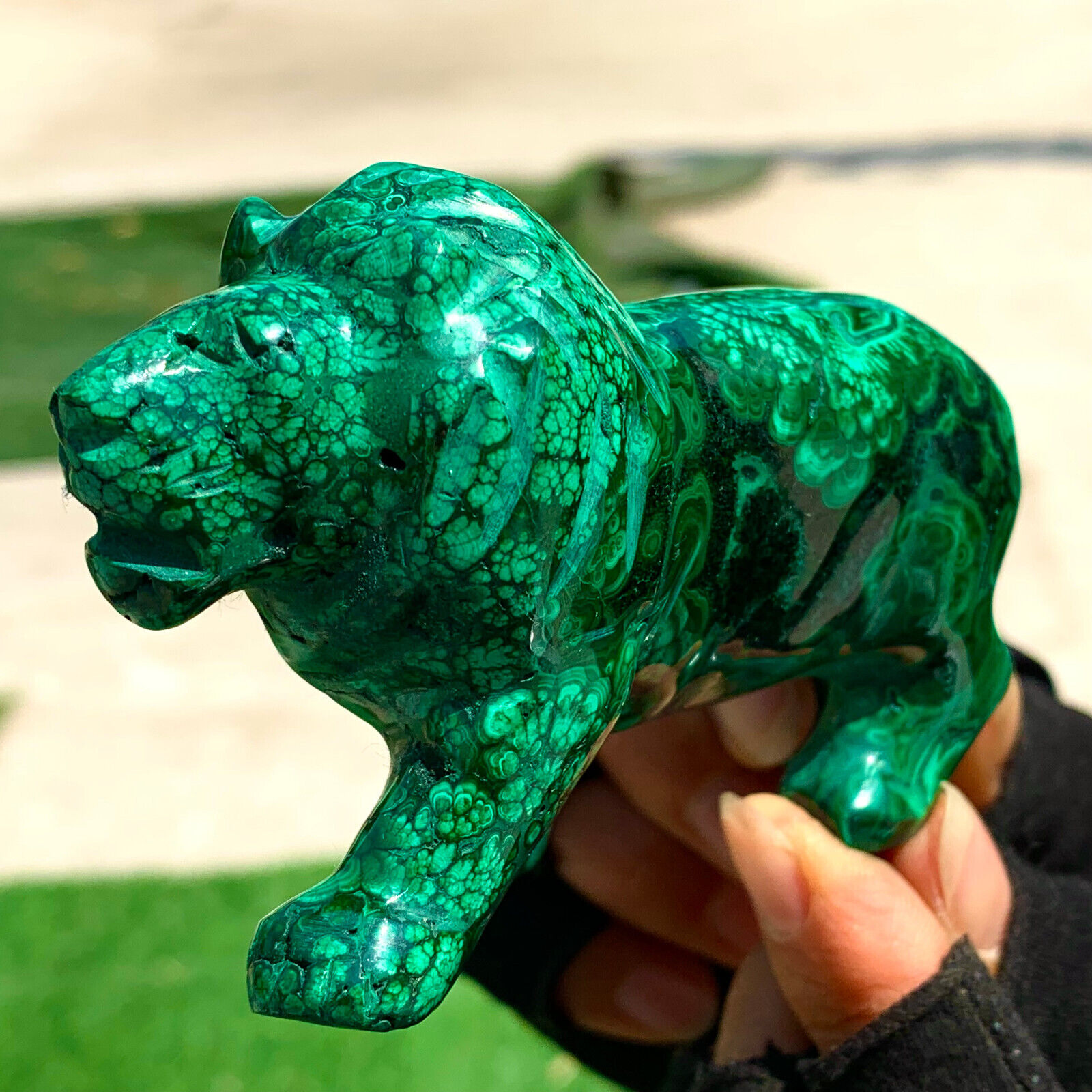 327G Natural glossy Malachite Crystal  Handcarved lion mineral sample