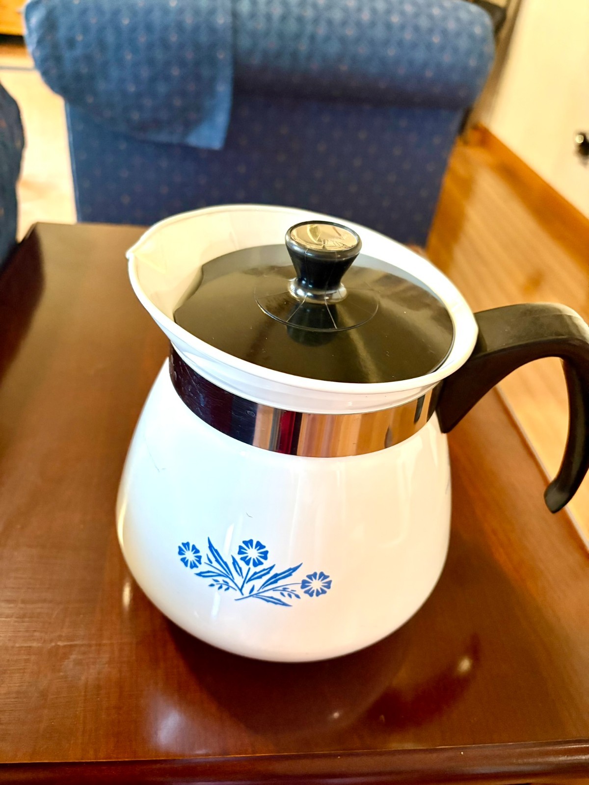 Corning Ware 2-Qt Quart 8-Cup Coffee Tea Pot Kettle Cornflower Blue VINTAGE 