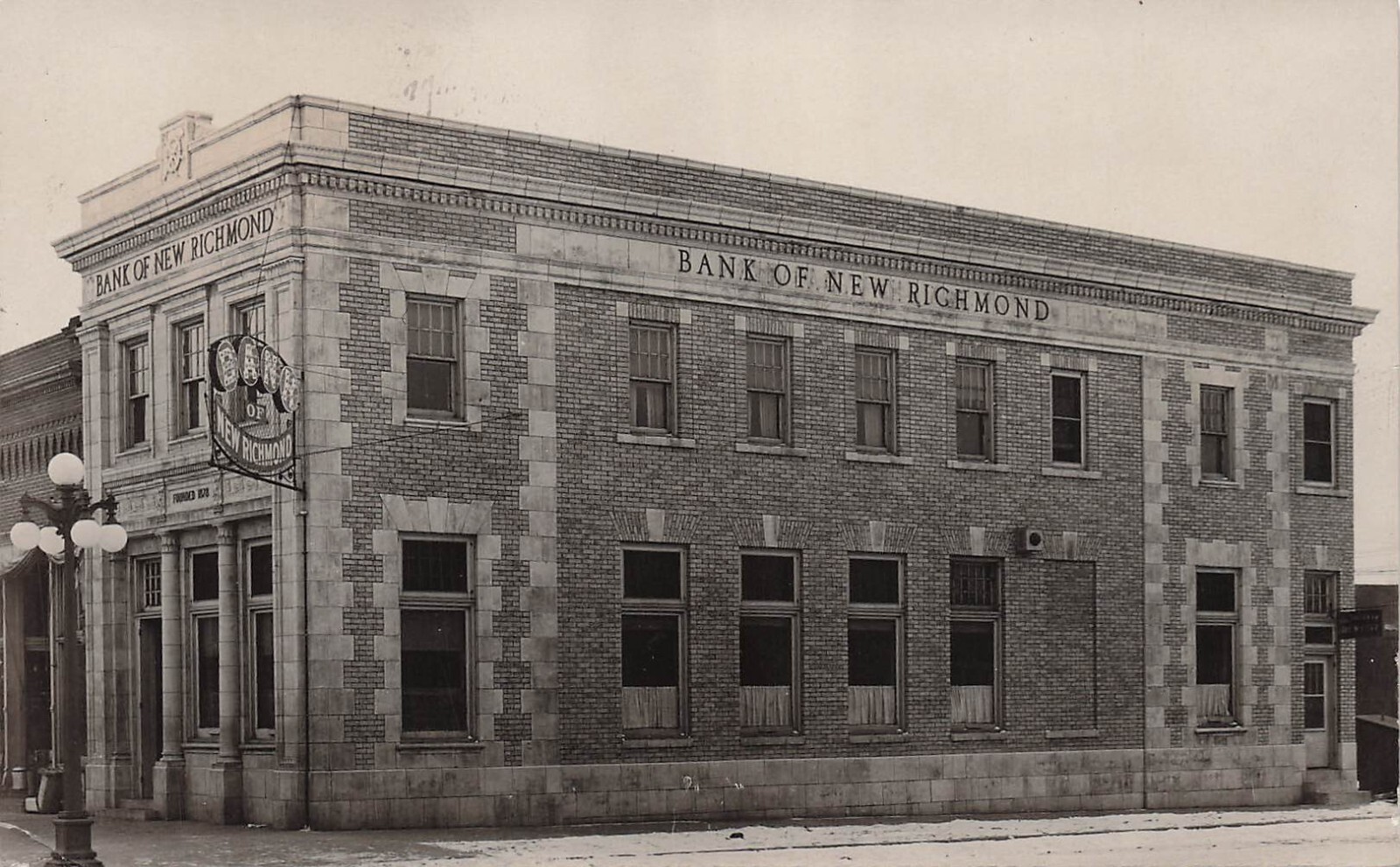 RPPC New Richmond WI Wisconsin Bank Main Street Photo Postcard F63