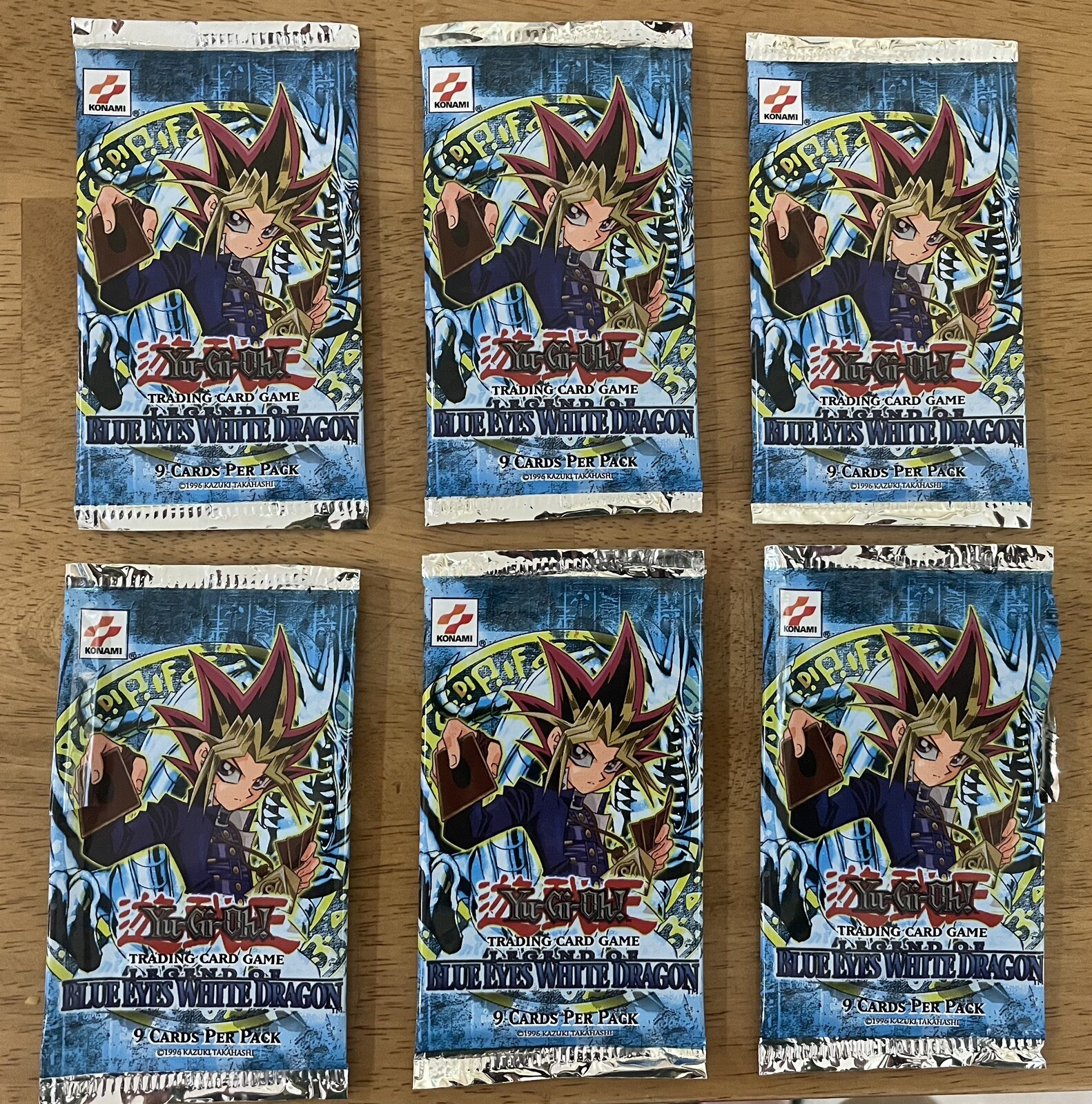 VINTAGE - WRAPPER ONLY - YuGiOh Legend Of Blue Eyes White Dragon (VG-CNDN)