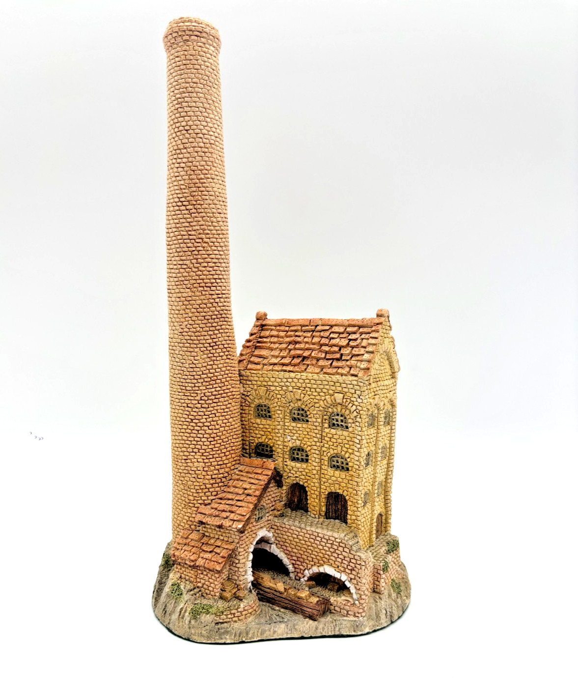 David Winter The Cotton Mill 1983 Vintage English Cottage Smokestack Figurine