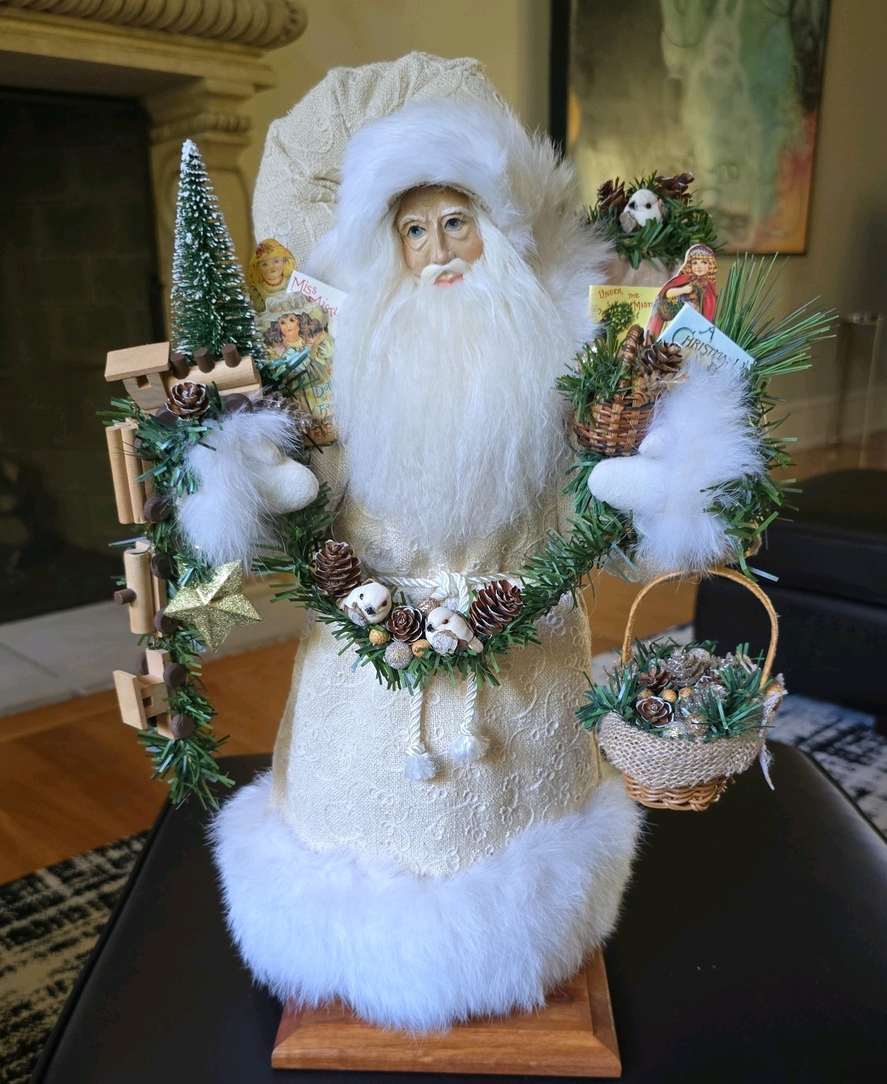 LYNN HANEY Winter\'s Eve Santa Style #179 Signed 1995 Vintage