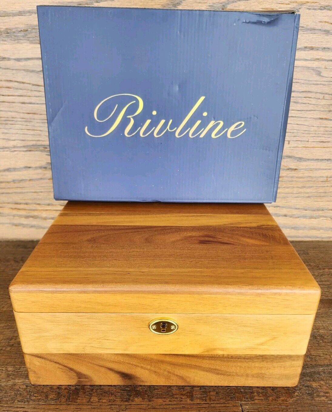 RIVLINE Wooden Storage Box with Hinged Lid and Locking Key -Large 100% Acacia 