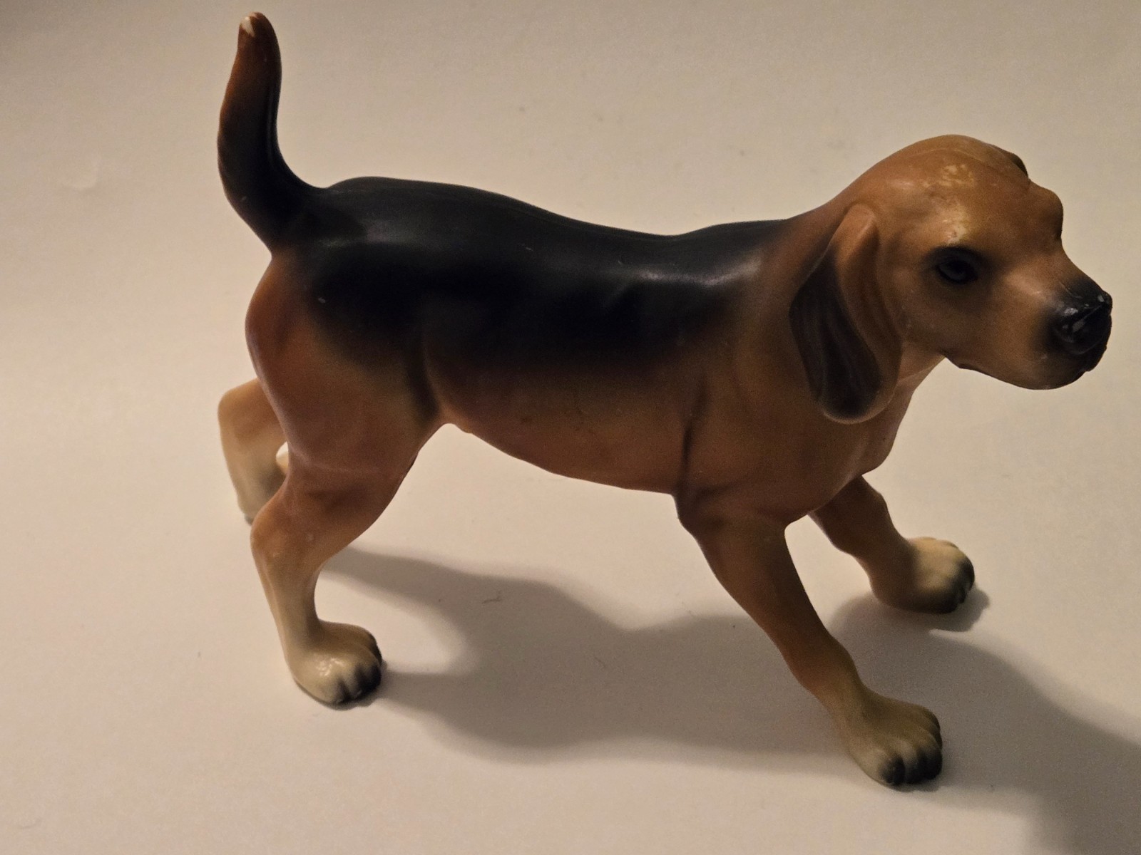 Vintage Hunting Dog Hound Dog Beagle Figure Estate Sale Item