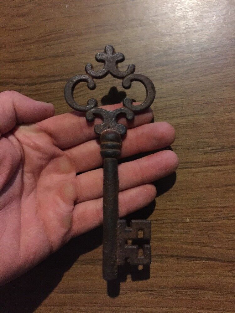Victorian Master Door Skeleton Key Cast Iron Castle Cathedral Man Cave Decor WOW
