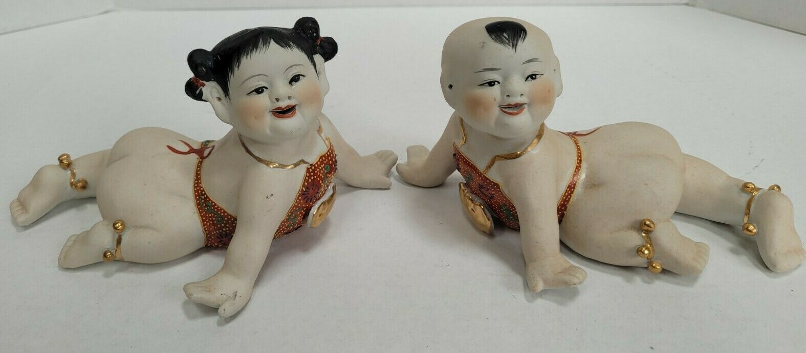 VINTAGE ASIAN Chinese PIANO BABY PORCELAIN FIGURINE HAND PAINTED Bisque Crawling