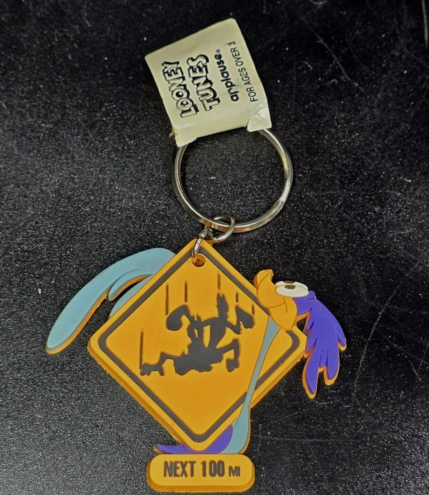 Road Runner Watch For Fallen Wile E Coyote Vinyl Keychain 1996 Cartoon
