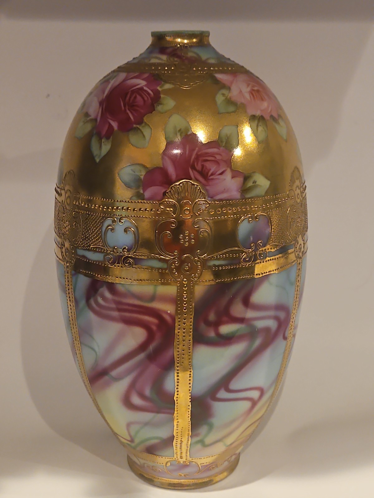 Antique Noritake Hand Painted Beautiful Gold Vase Roses