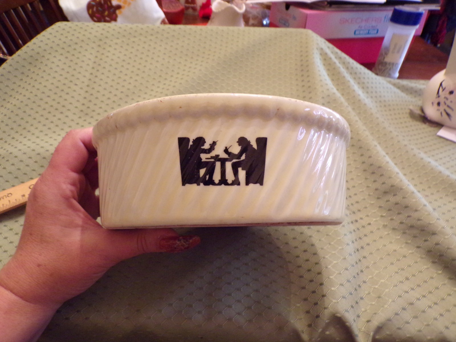 VTG Hall Pottery Silhouette Round Casserole Dish