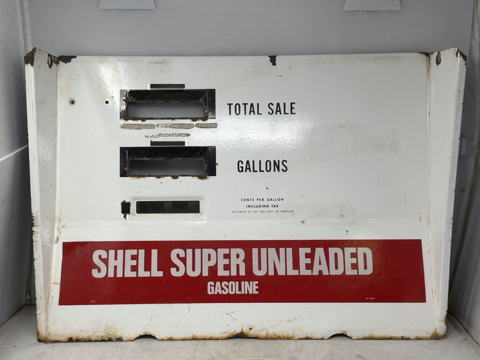 vintage Shell Super Unleaded Porcelain gas pump face plate 1960s-1970s Original vintage Shell Super Unleaded Porcelain gas pump face plate 1960s-1970s Original