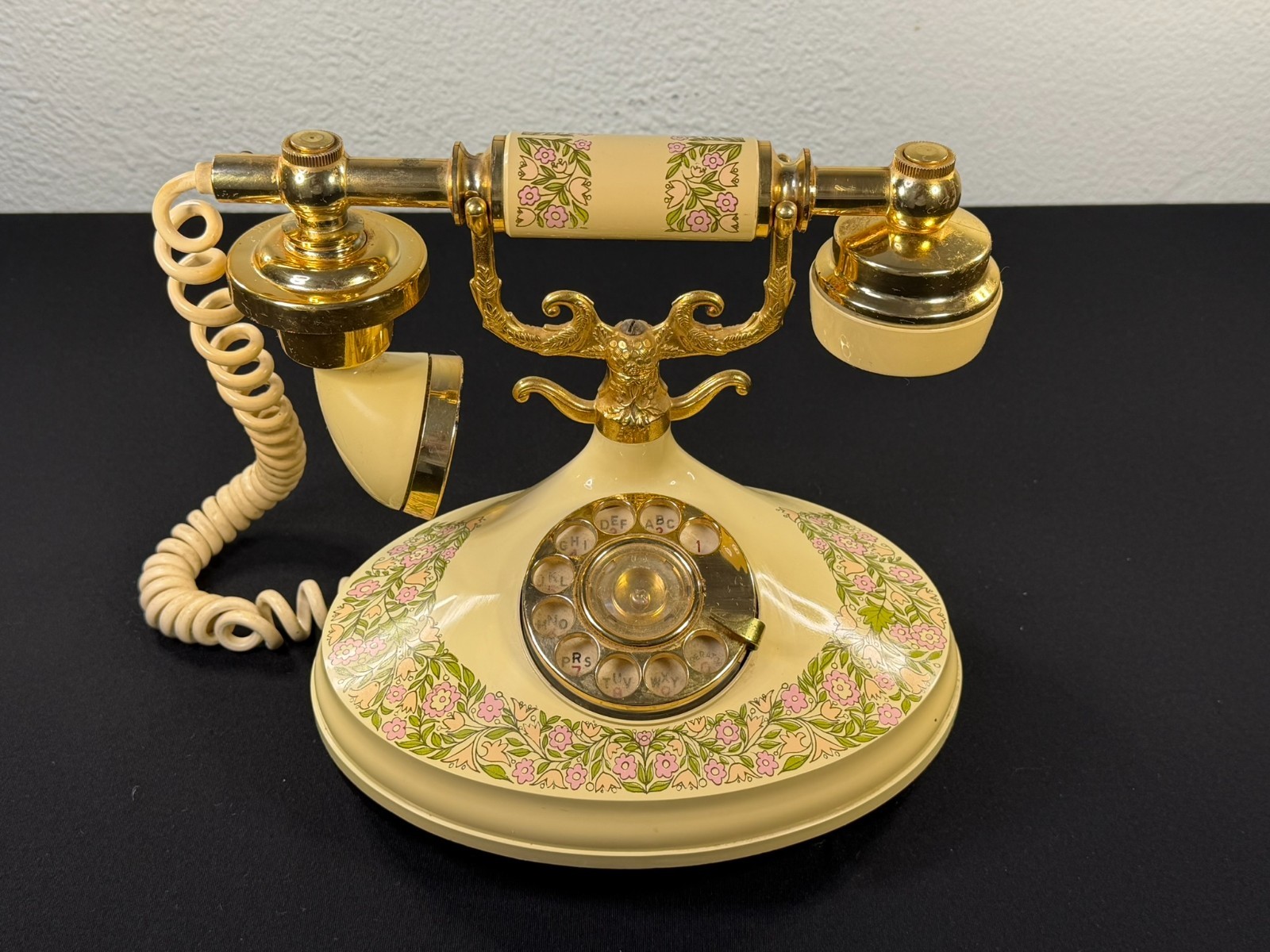 Vintage Empress Floral Rotary Telephone Ivory Gold ATC 1973 Vintage Empress Floral Rotary Telephone Ivory Gold ATC 1973