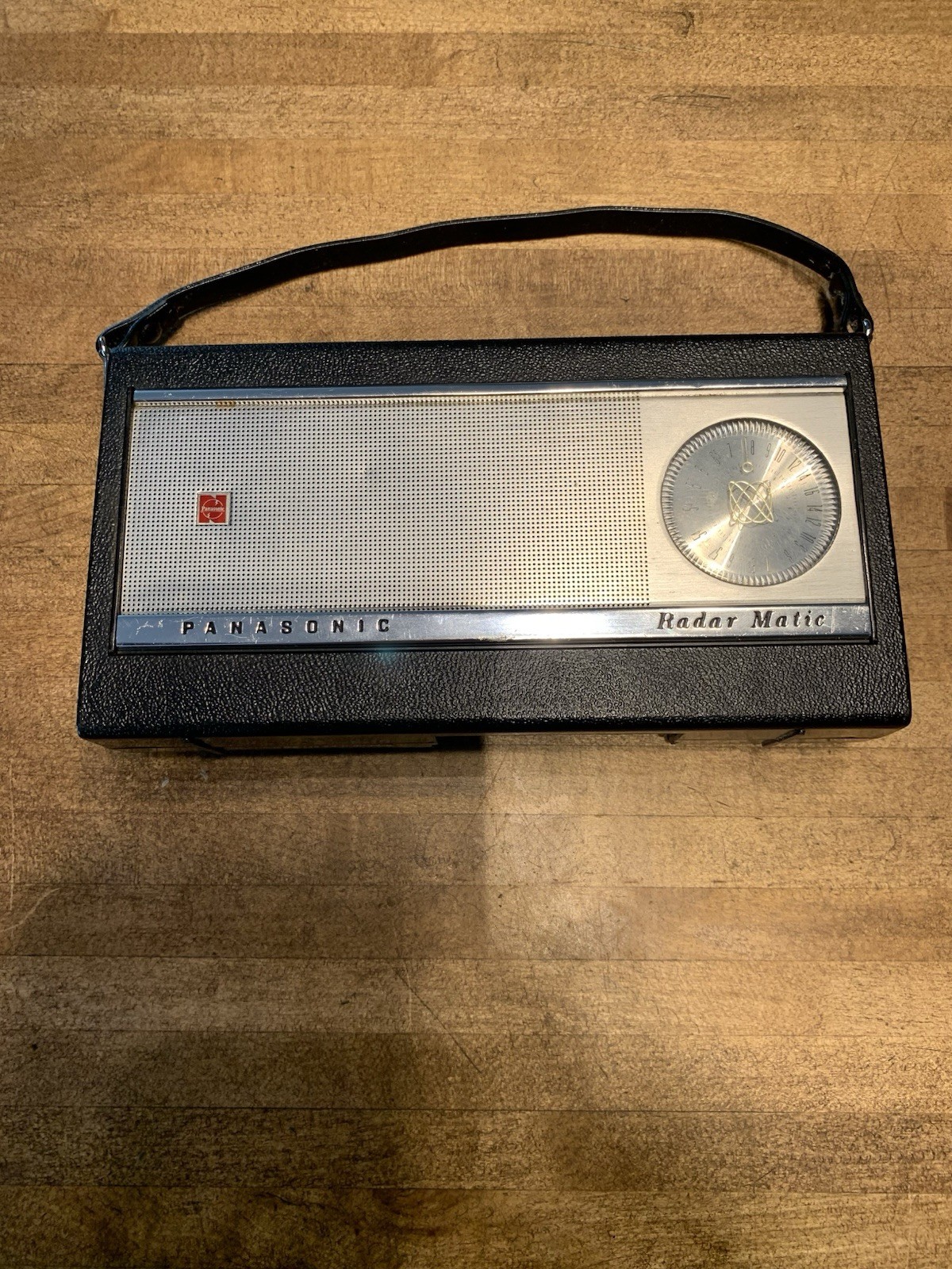 Vintage Panasonic Radar Matic R-1010 10 Transistor Radio-Works-Read