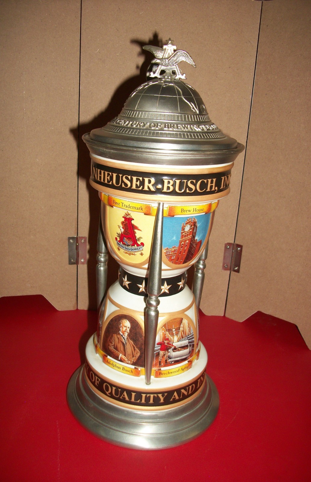 CB15 – 2000 MEMBERS ONLY STEIN - A CELEBRATION OF ANHEUSER-BUSCH ACHIEVEMENTS