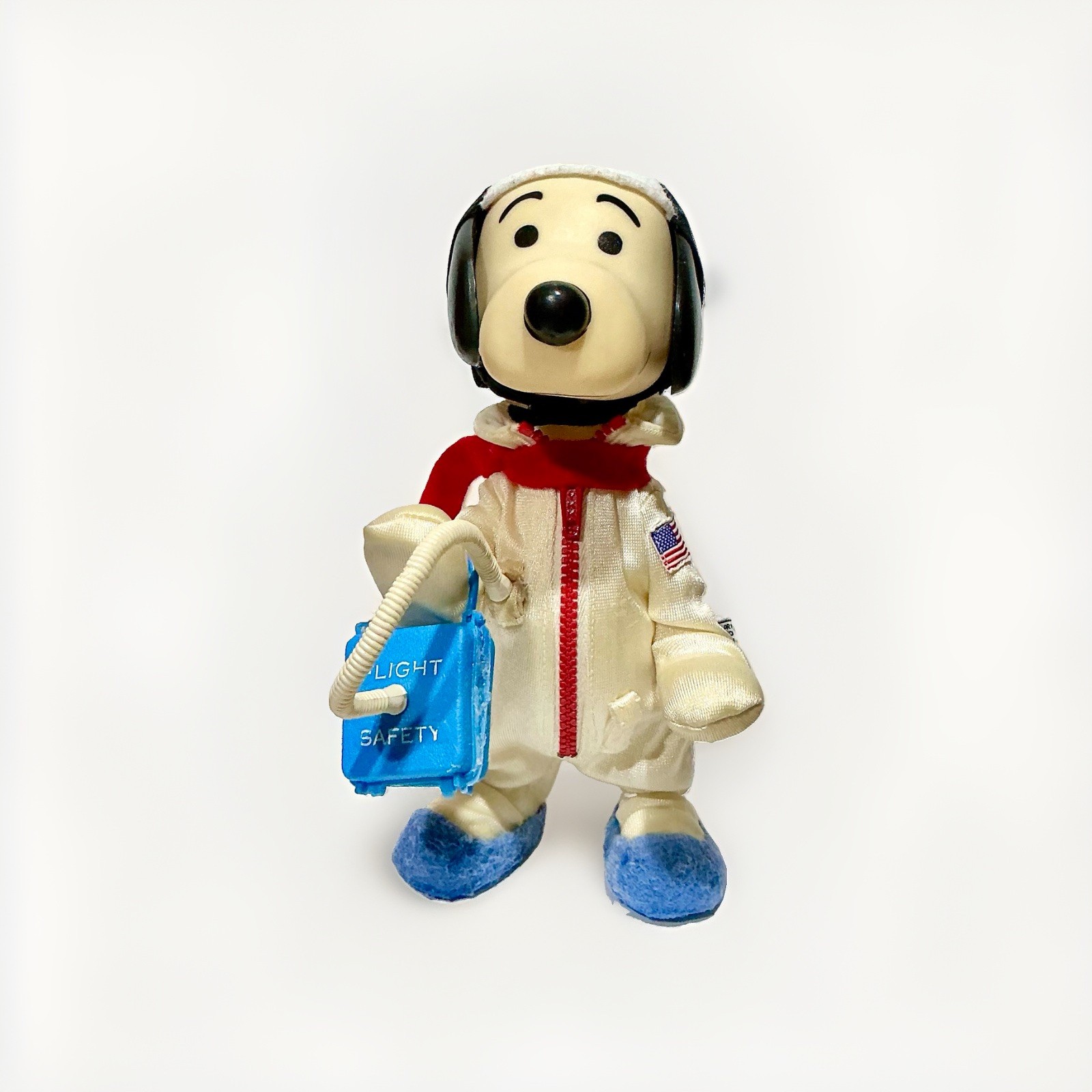 Astronaut Snoopy 1969 Vintage Figure Doll UFS DETERMINED PROD. Peanuts