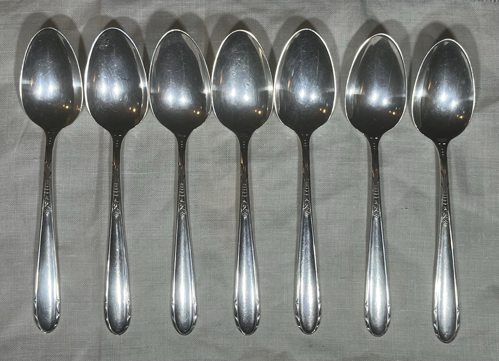 Oneida Heirloom Heiress Sterling Silver .925 Table Spoons (1 of 7 available)