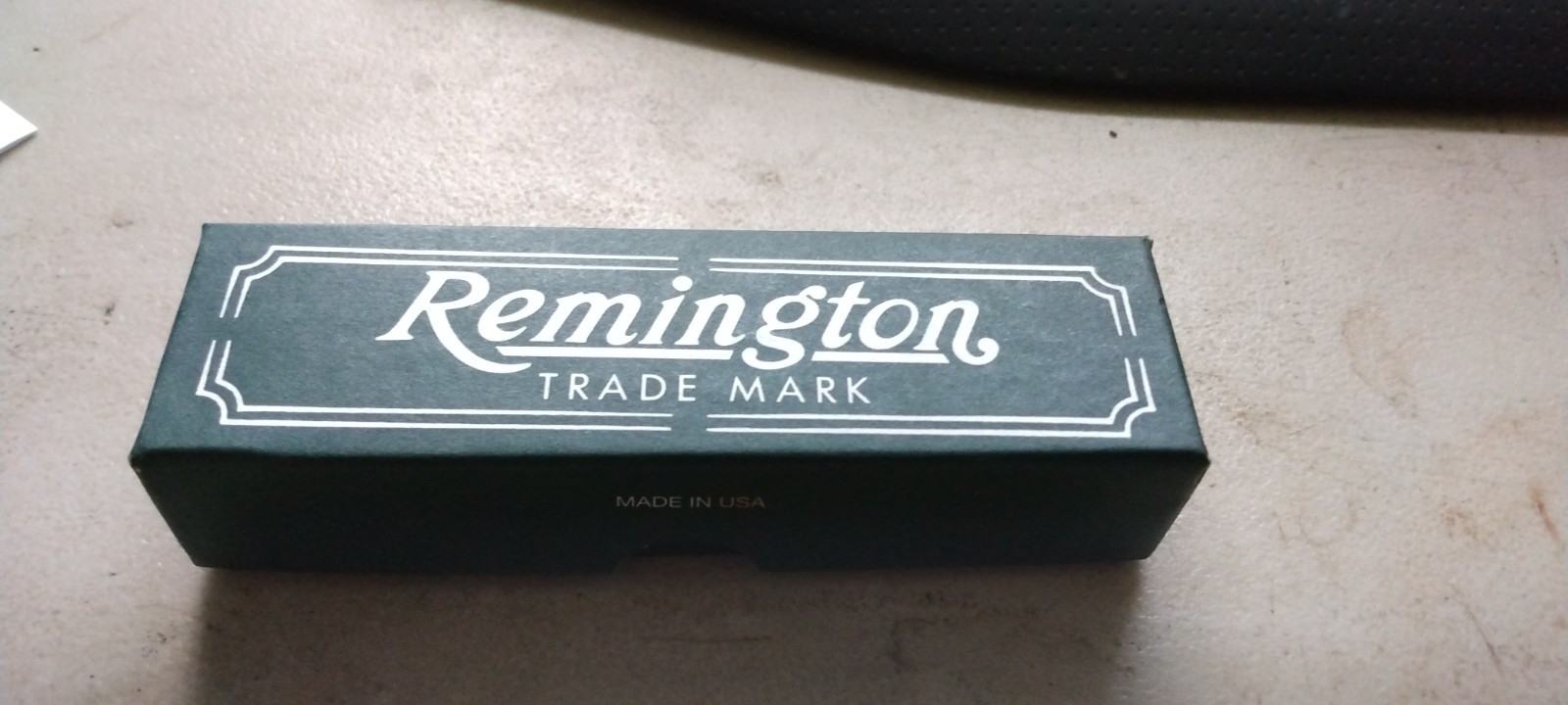 Remington 2005 R4353B Bullet Knife 