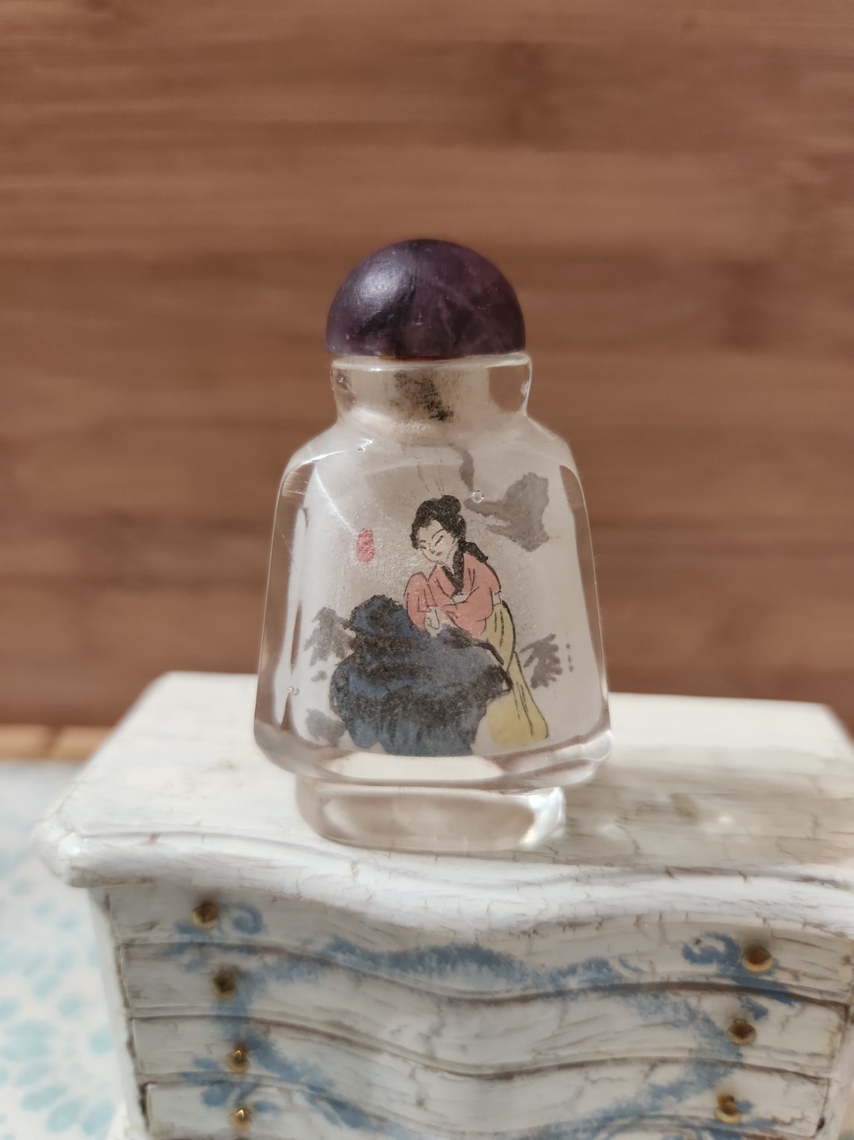 Vintage Reverse Hand Painted Chinese Glass Snuff Bottle Two Sided Court Ladies Vintage Reverse Hand Painted Chinese Glass Snuff Bottle Two Sided Court Ladies