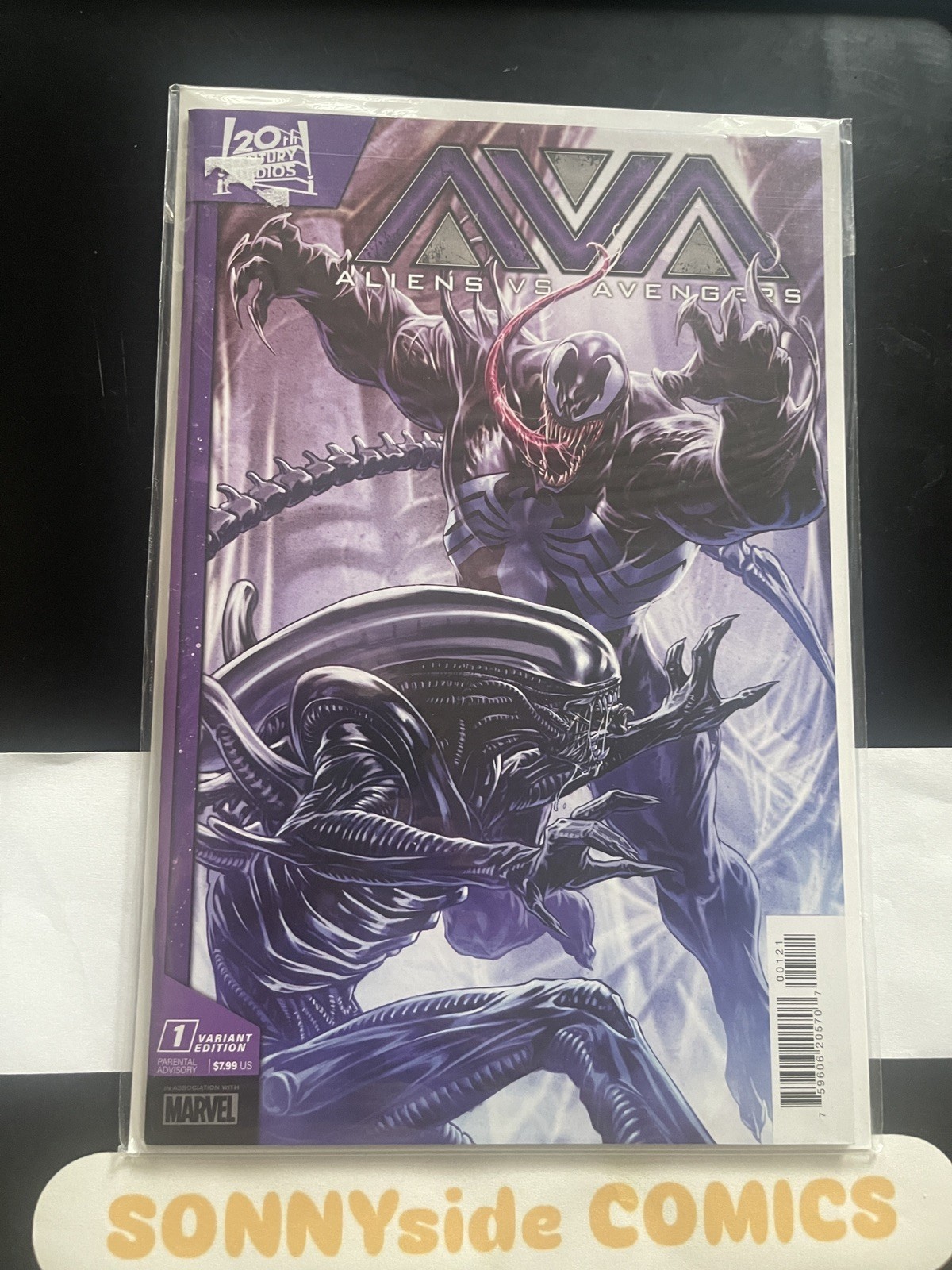 ALIENS VS AVENGERS #1 MARK BROOKS VARIANT XENOMORPHS JONATHAN HICKMAN VENOM NM ALIENS VS AVENGERS #1 MARK BROOKS VARIANT XENOMORPHS JONATHAN HICKMAN VENOM NM