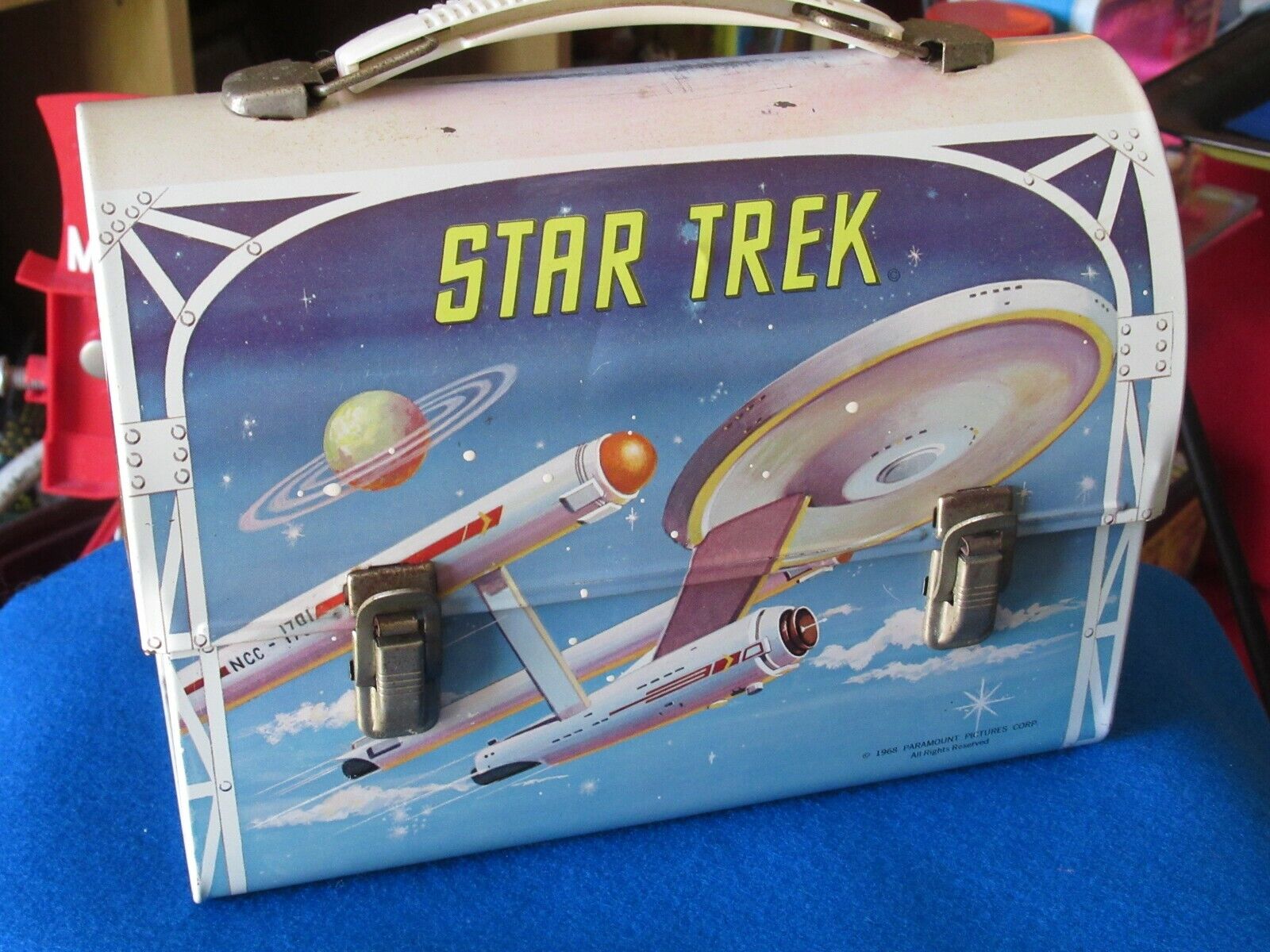 1968 Aladdin Star Trek Metal Dome Vintage Lunch Box Kirk Spock No wear on feet