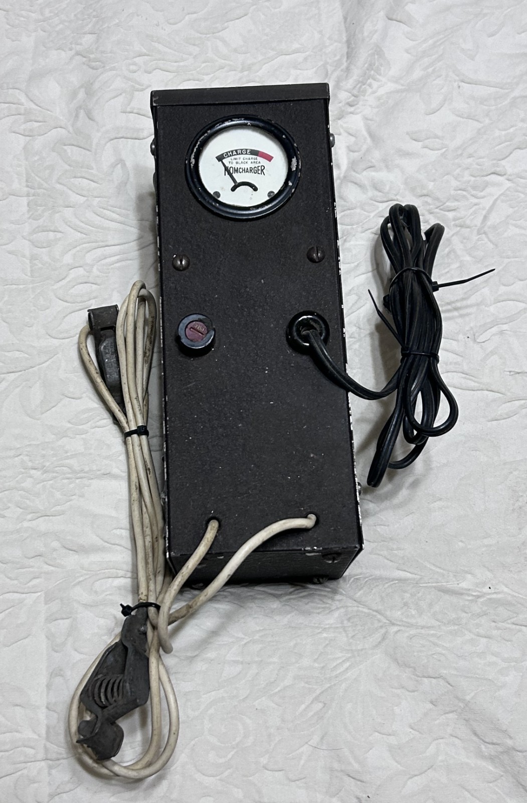 Antique 1920-30s Homcharger Battery Charger Cincinnati  USA  Ford/Chevy/Dodge