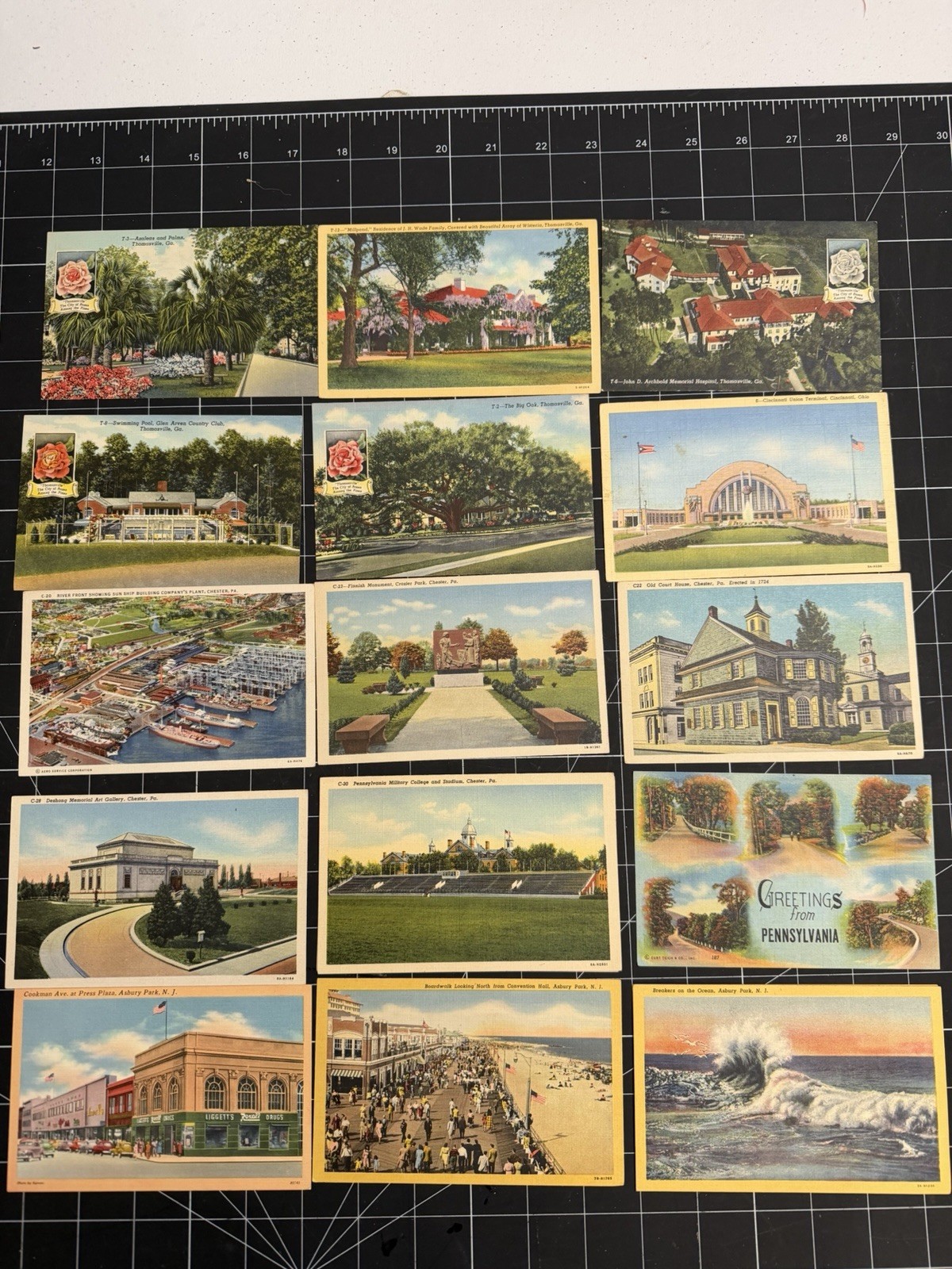 170 Unposted Postcards Lot - linen - B/W - RPPC 1930-1970 - US places
