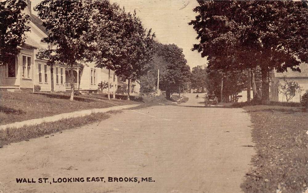 Brooks Maine Wall Street Looking East Vintage Postcard AA118418 Brooks Maine Wall Street Looking East Vintage Postcard AA118418