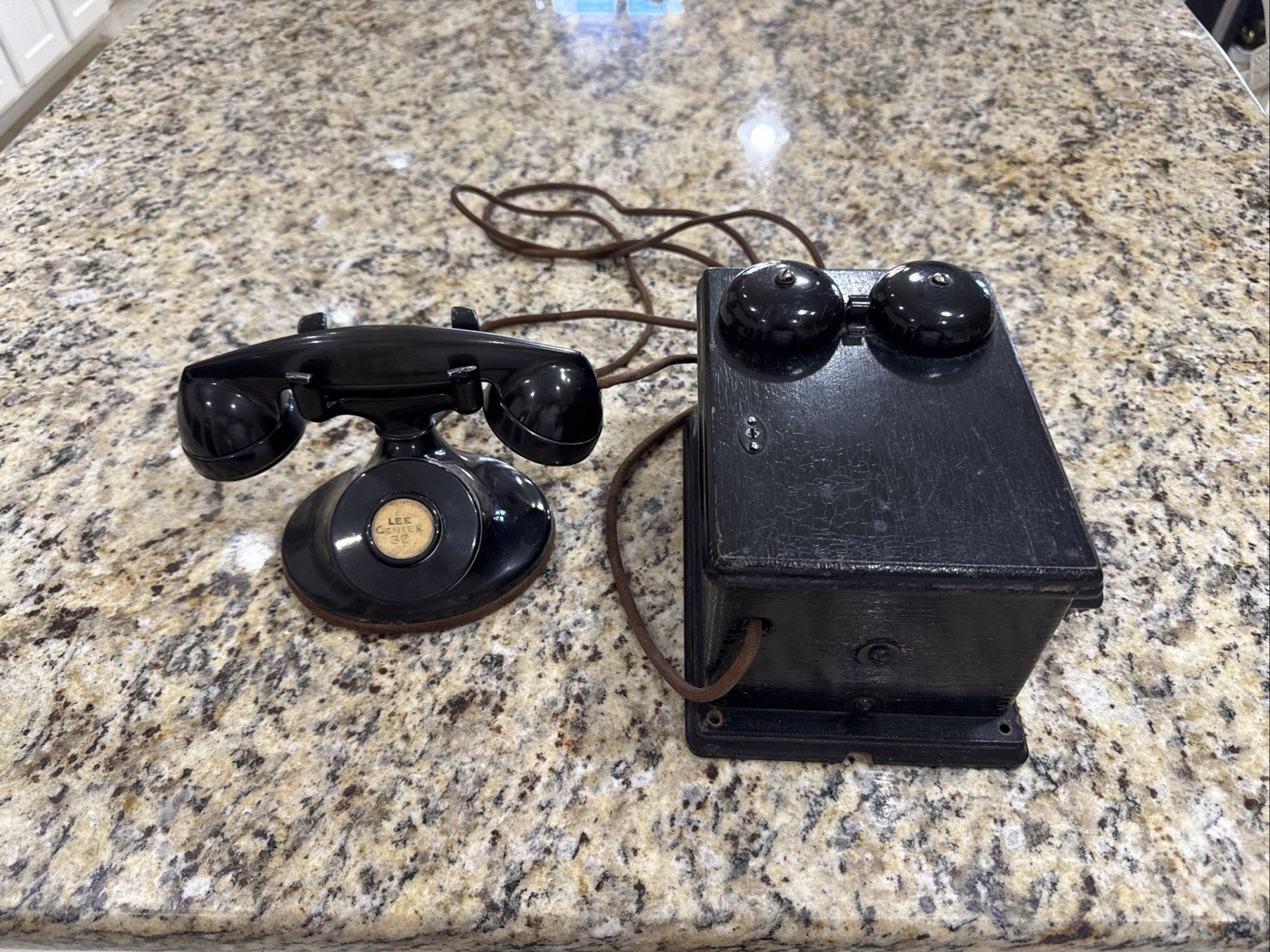Antique 1932 Western Electric 202 Telephone & 300K Oak Magneto Ringer Box Set