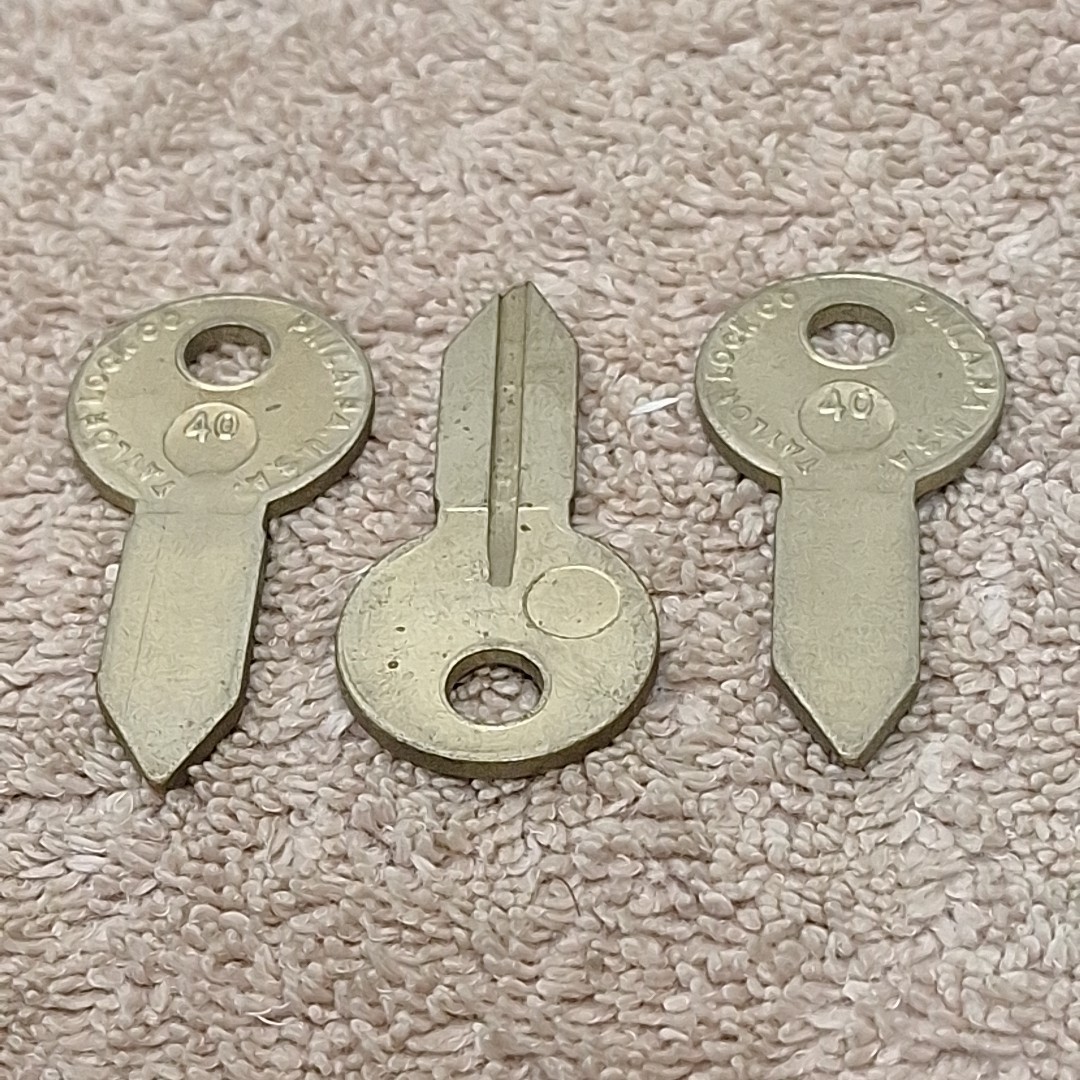 Taylor 40 Key Blanks Lot Of 3 NOS Locksmith 