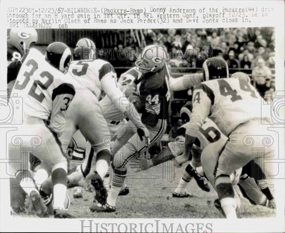 1967 Press Photo Green Bay Packers and Los Angeles Rams play NFL football 1967 Press Photo Green Bay Packers and Los Angeles Rams play NFL football