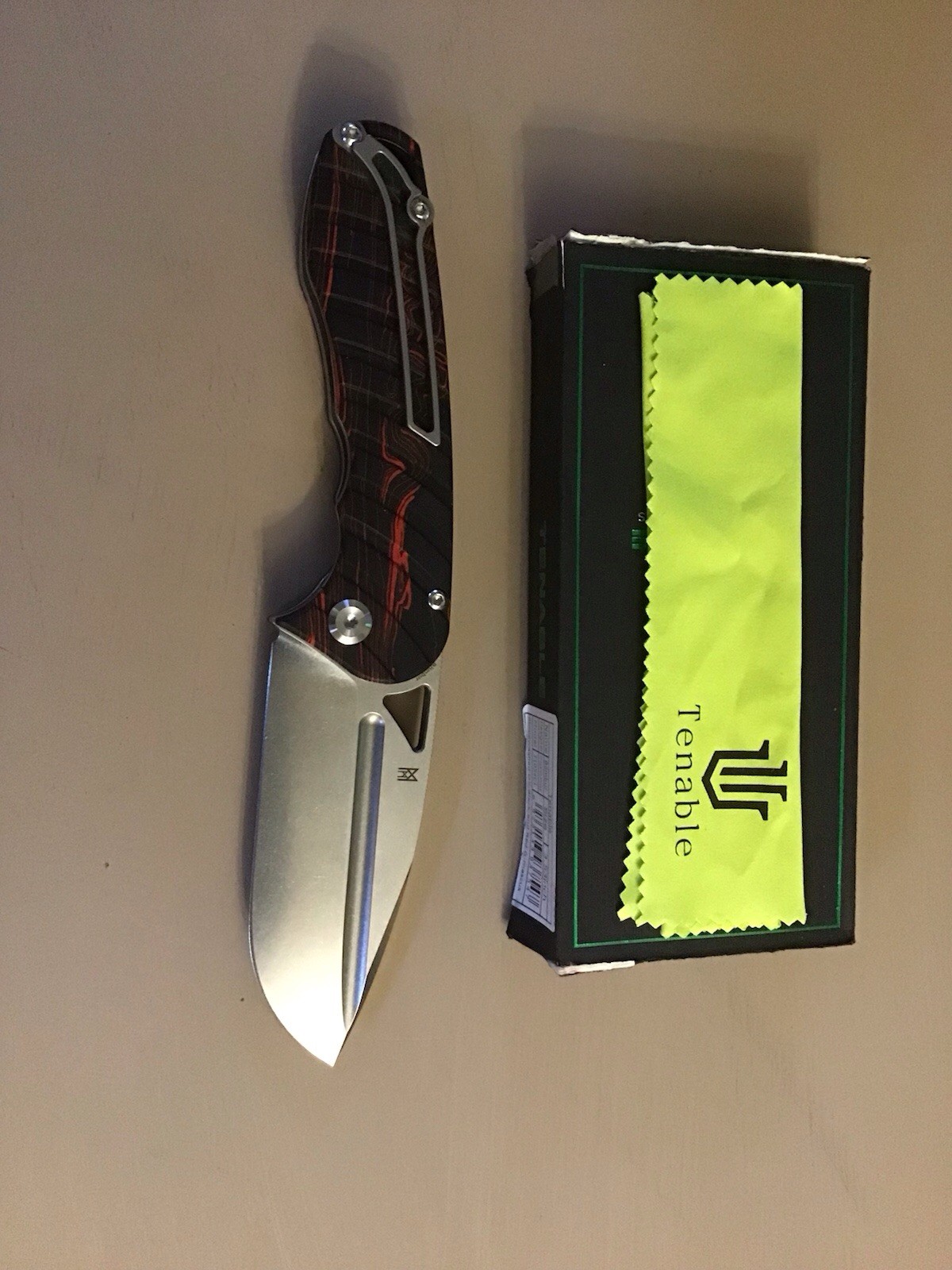 Tenable T1054C1 Framelock Folding Pocket Knife D2 Blade G10 Handle Black/Red