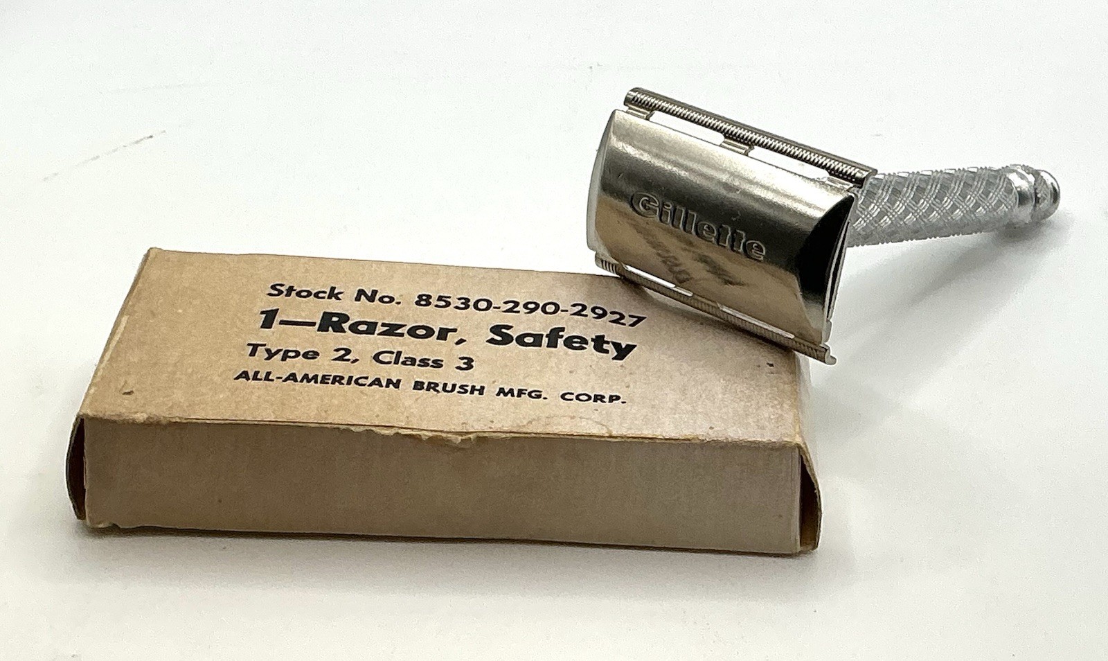 Gillette Safety Razor Spiral Handle Ball End Original Government Issue Box NOS