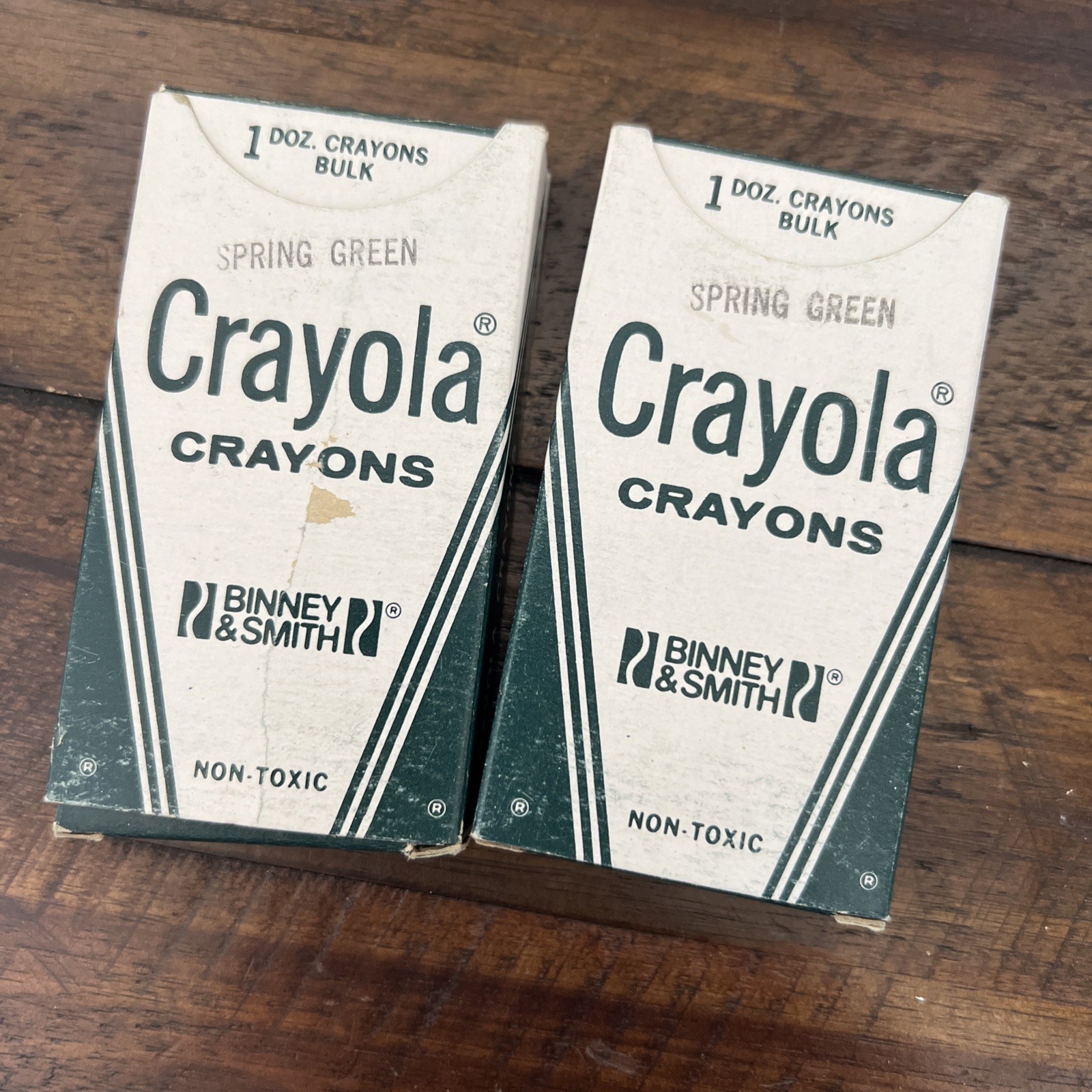 2 Vintage Crayola Spring Green Crayons Binney &Smith New In Box Unused
